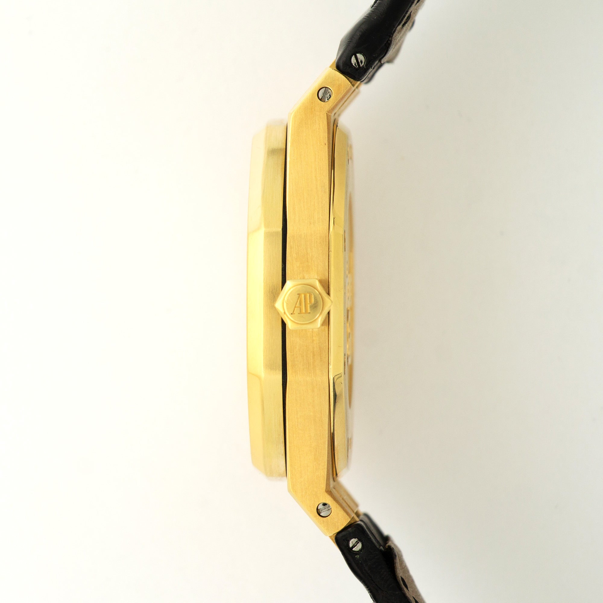 Audemars Piguet - Audemars Piguet Yellow Gold Royal Oak Dual Time Watch Ref. 26120 - The Keystone Watches