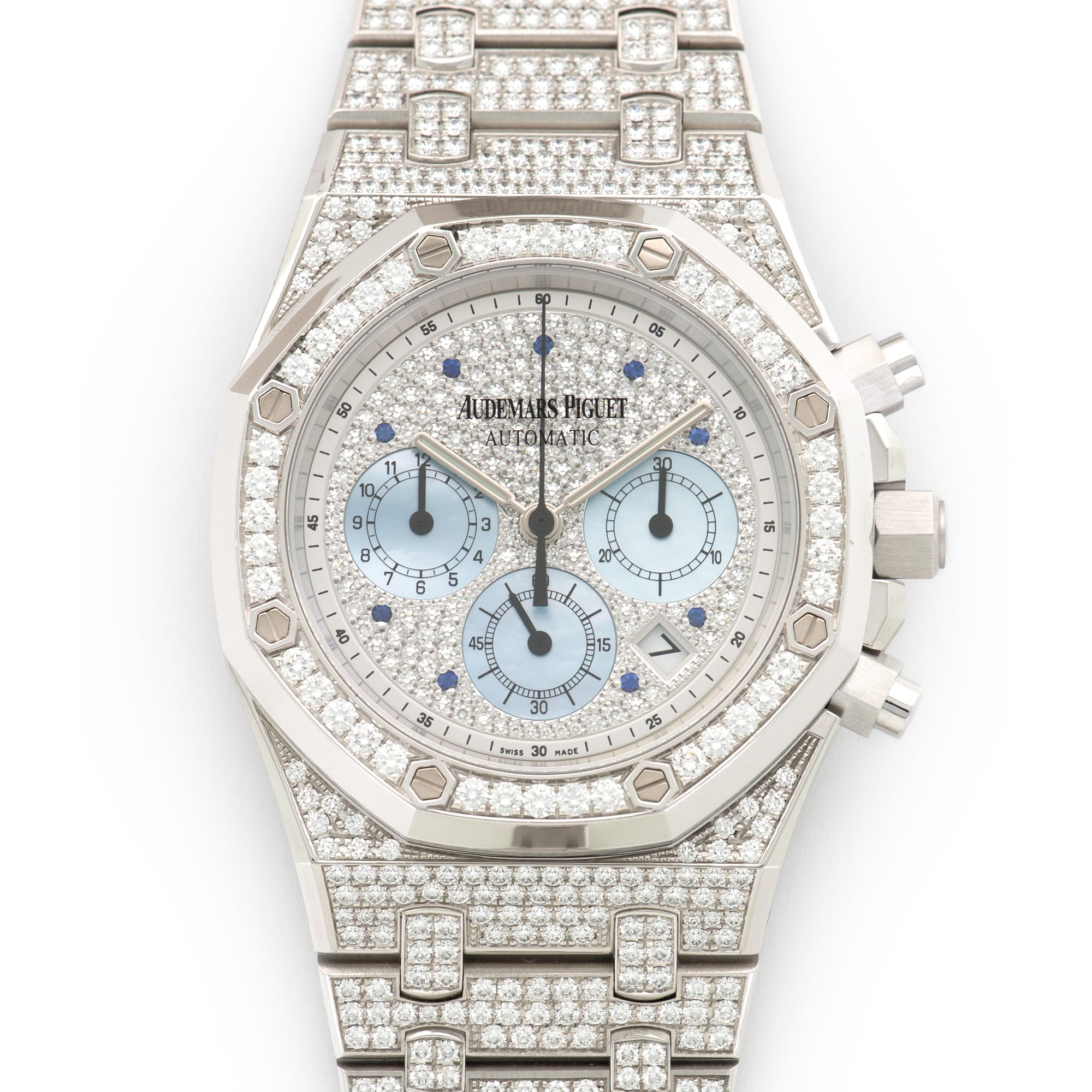 Audemars Piguet Royal Oak 25978BC.ZZ.1190BC.01 Chronograph, 18K White Gold, Pave Diamond Dial 39 mm