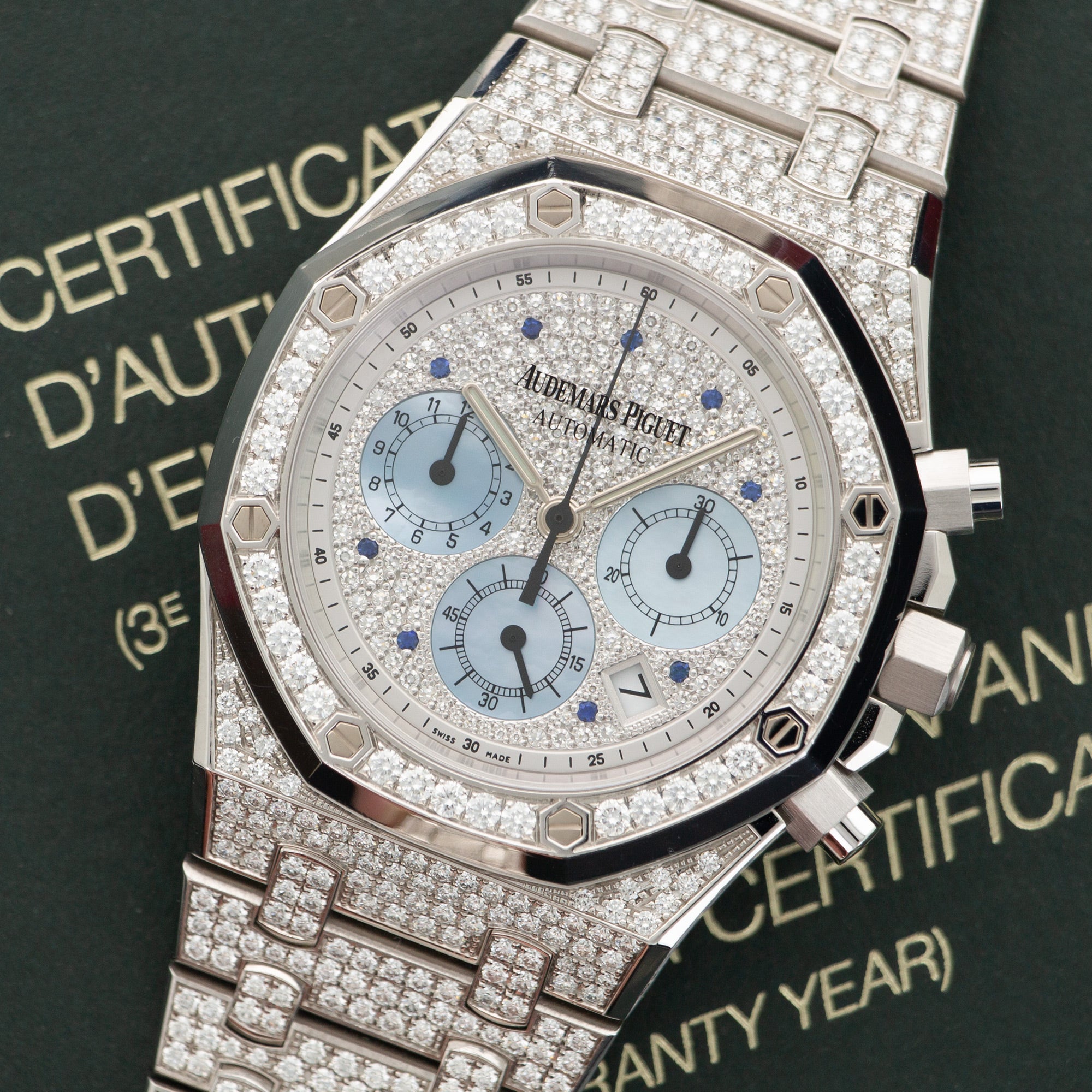 Audemars Piguet Royal Oak 25978BC.ZZ.1190BC.01 Chronograph, 18K White Gold, Pave Diamond Dial 39 mm