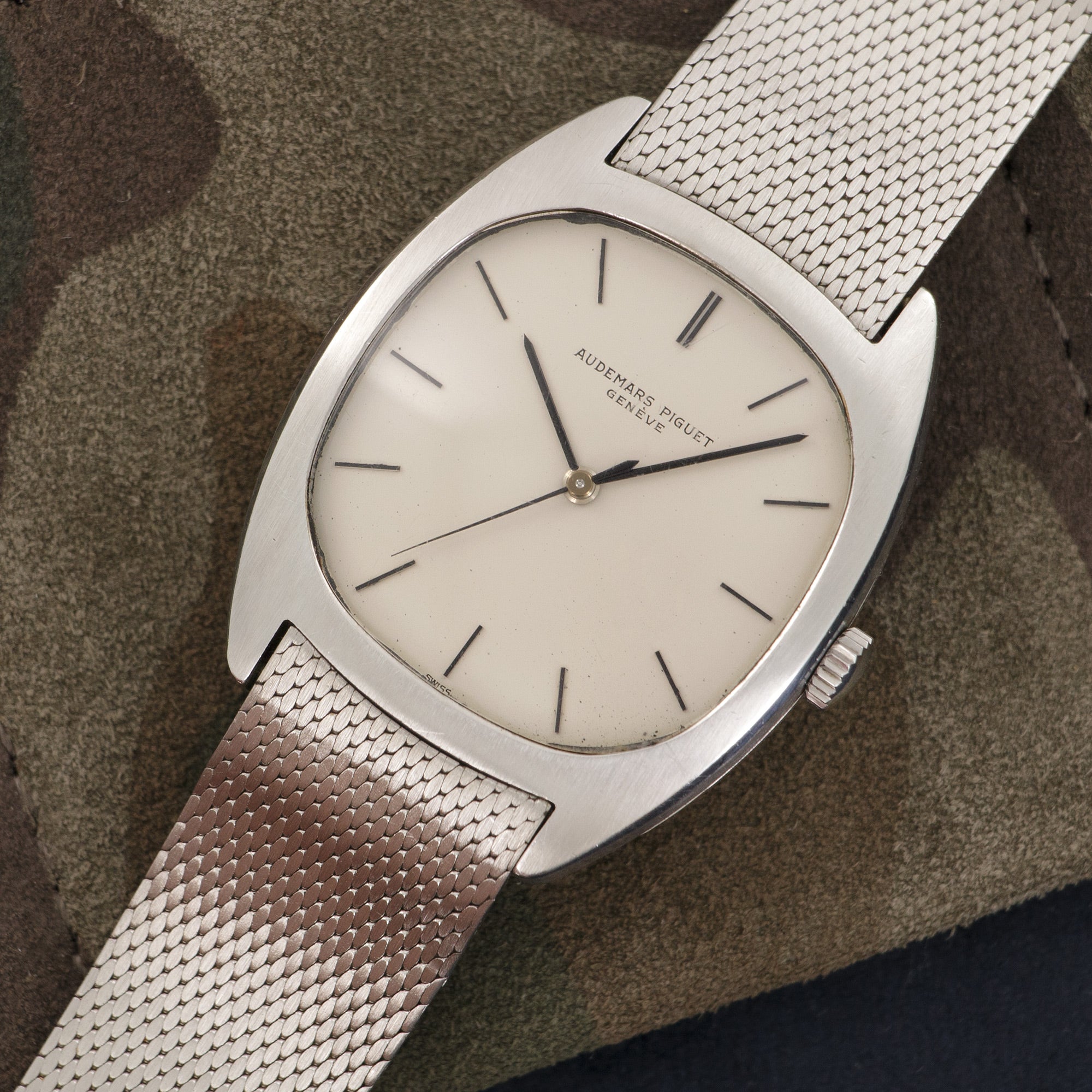 Audemars Piguet - Audemars Piguet Steel Tonneau-Shaped Watch Ref. 5369 - The Keystone Watches