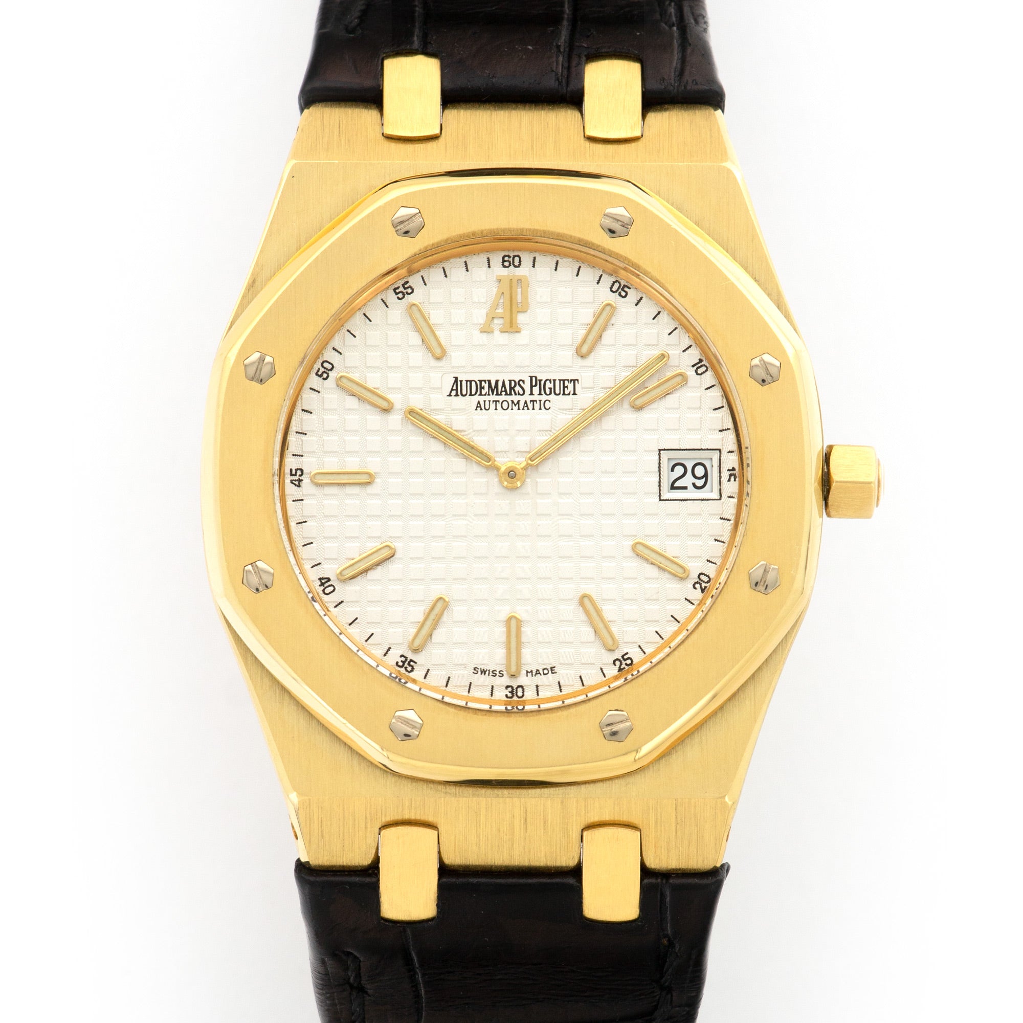 Audemars Piguet - Audemars Piguet Yellow Gold Royal Oak Ultra-Thin Watch Ref. 15202 - The Keystone Watches