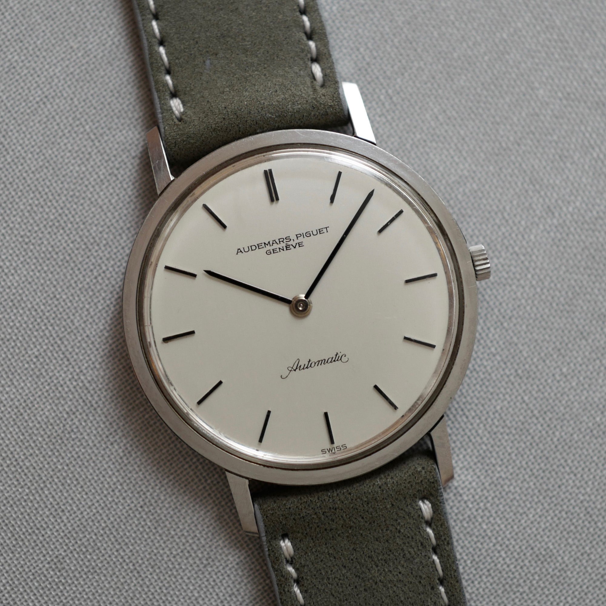 Audemars Piguet - Audemars Piguet Steel Automatic Ultra-Slim Watch Ref. 5273 - The Keystone Watches