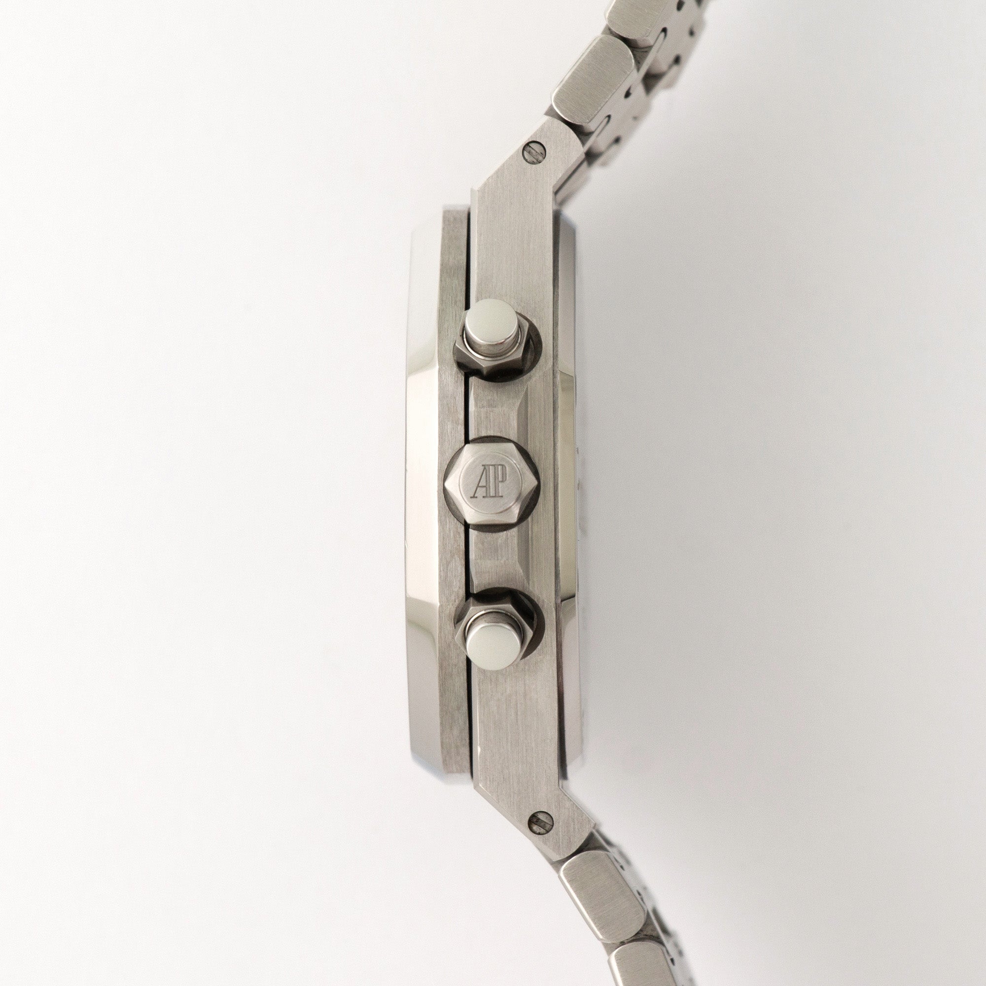 Audemars Piguet - Audemars Piguet Royal Oak Chronograph Watch Ref. 25860 - The Keystone Watches