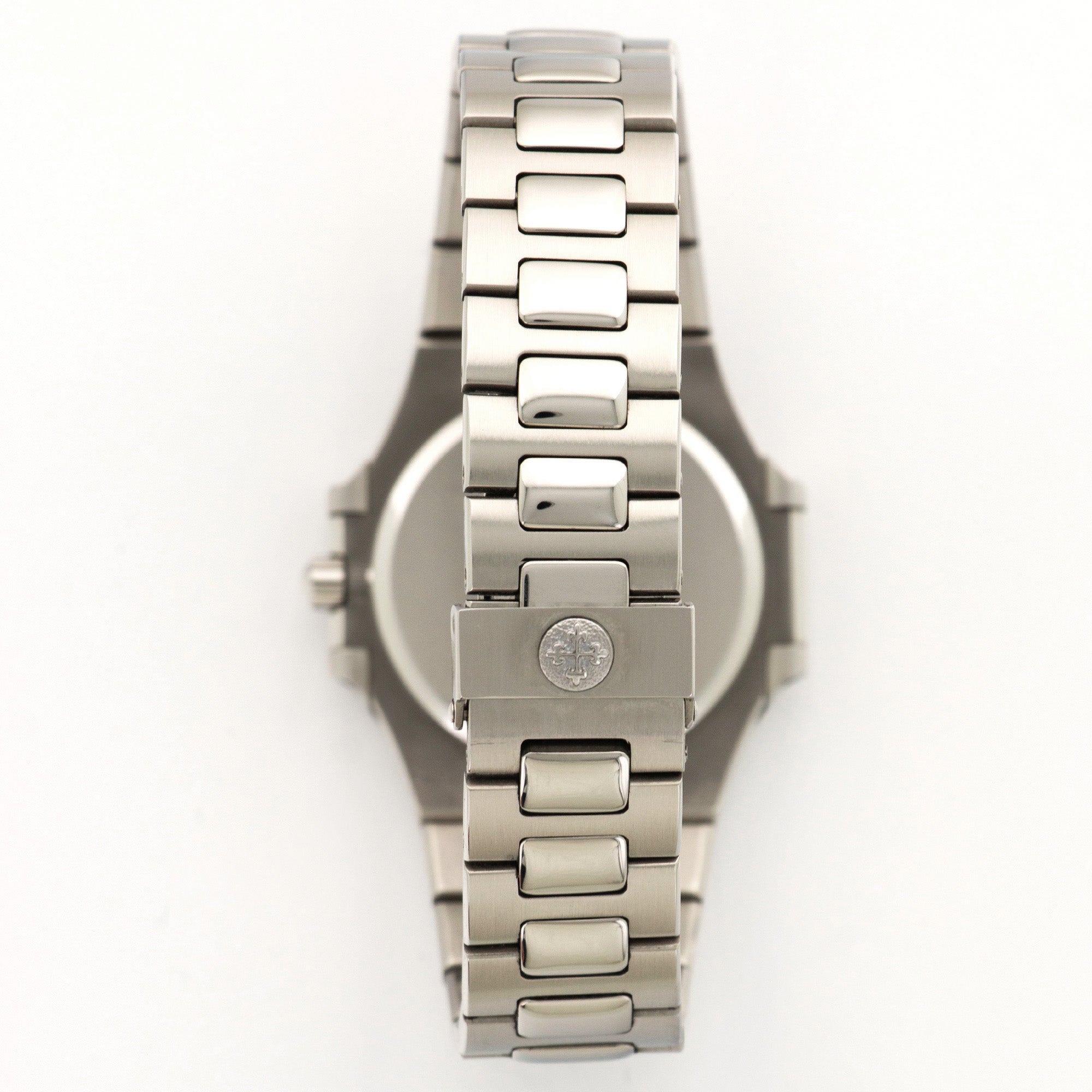 Patek Philippe - Patek Philippe Steel Nautilus Watch Ref. 3900 - The Keystone Watches