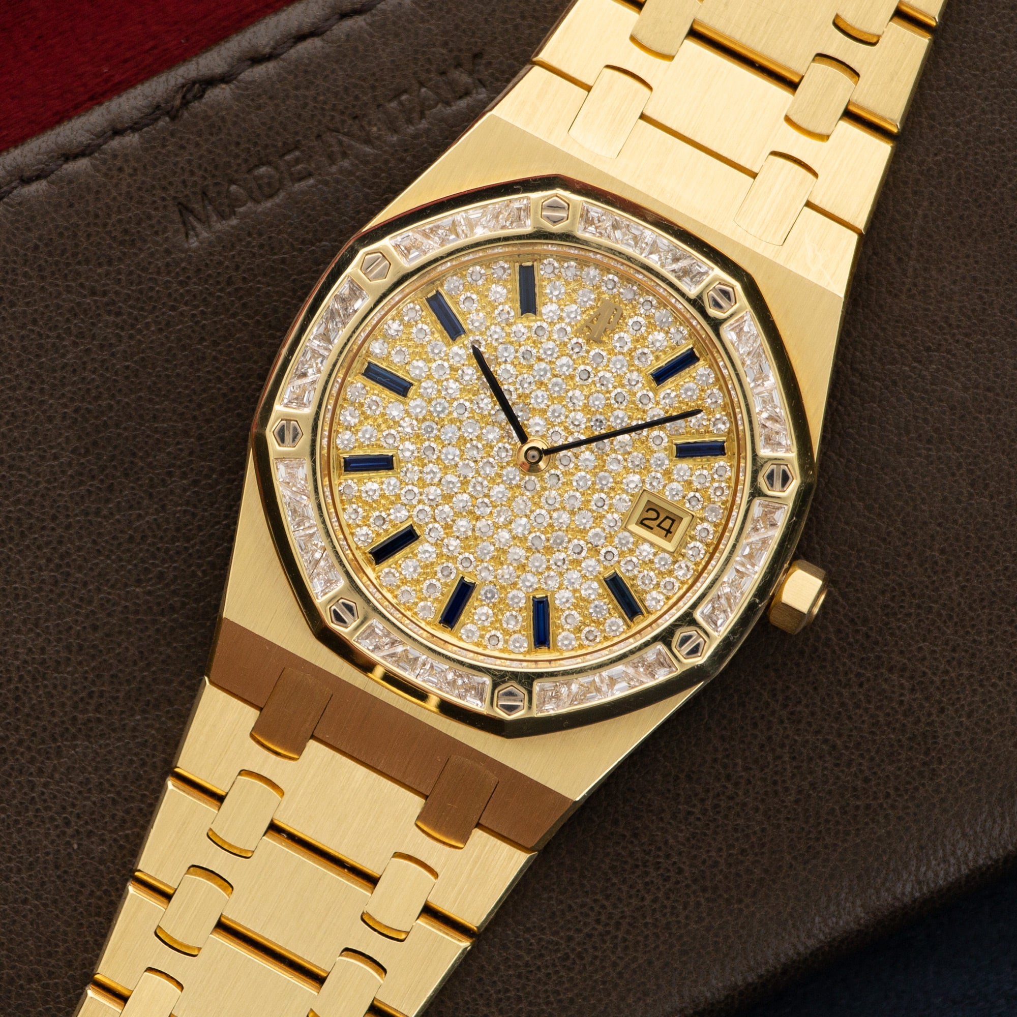 Audemars Piguet - Audemars Piguet Yellow Gold Royal Oak Triangle-Cut Diamond Watch - The Keystone Watches