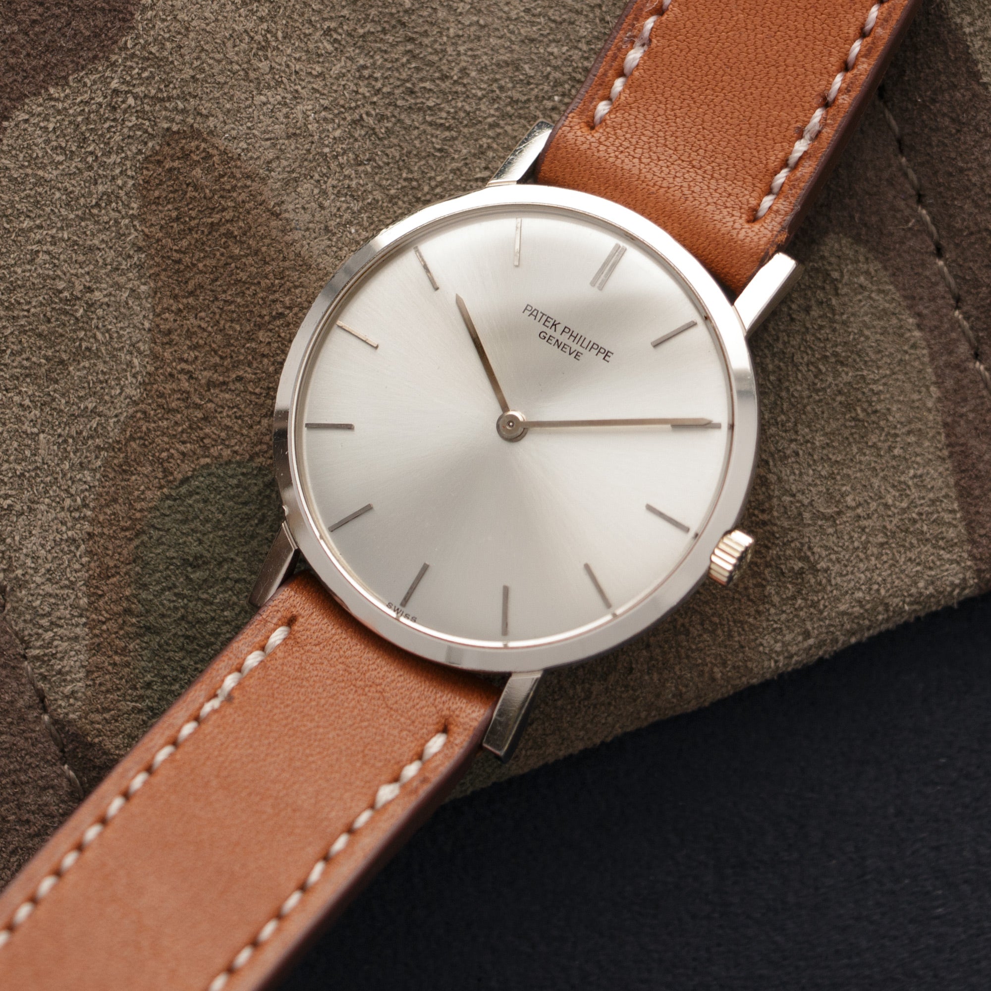 Patek Philippe - Patek Philippe White Gold Ultra-Thin Calatrava Watch Ref. 3512 - The Keystone Watches