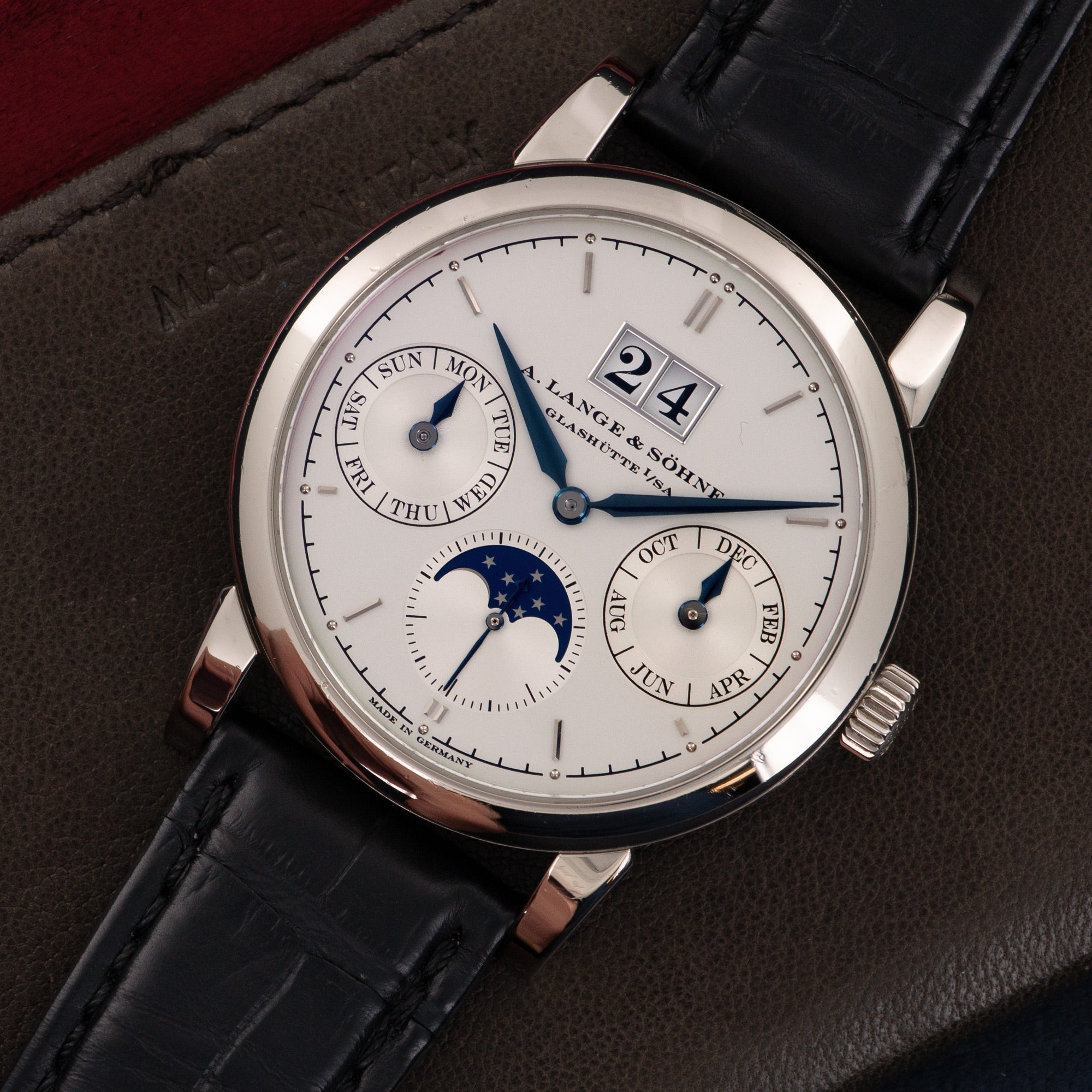 A. Lange & Sohne - A. Lange & Sohne Saxonia Annual Calendar Watch, Ref. 330.026 - The Keystone Watches