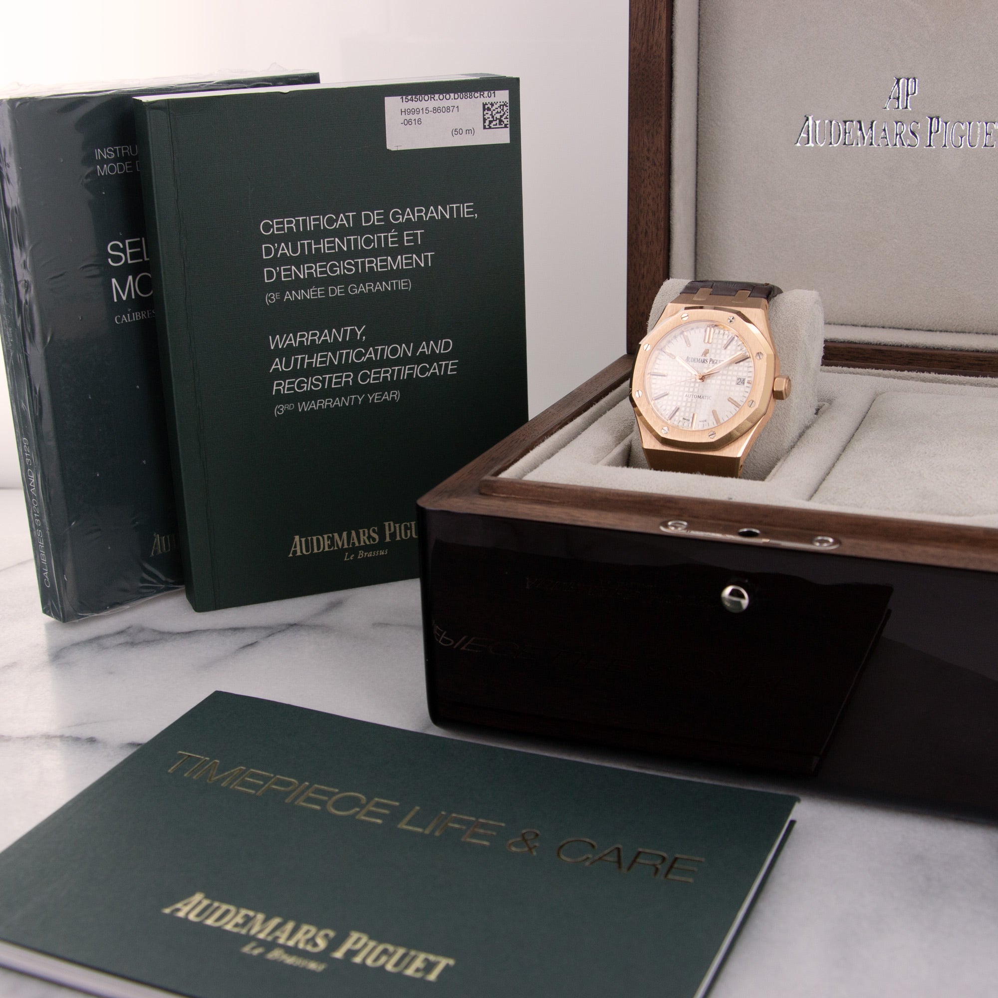 Audemars Piguet - Audemars Piguet Rose Gold Automatic Royal Oak Ref. 15450 - The Keystone Watches