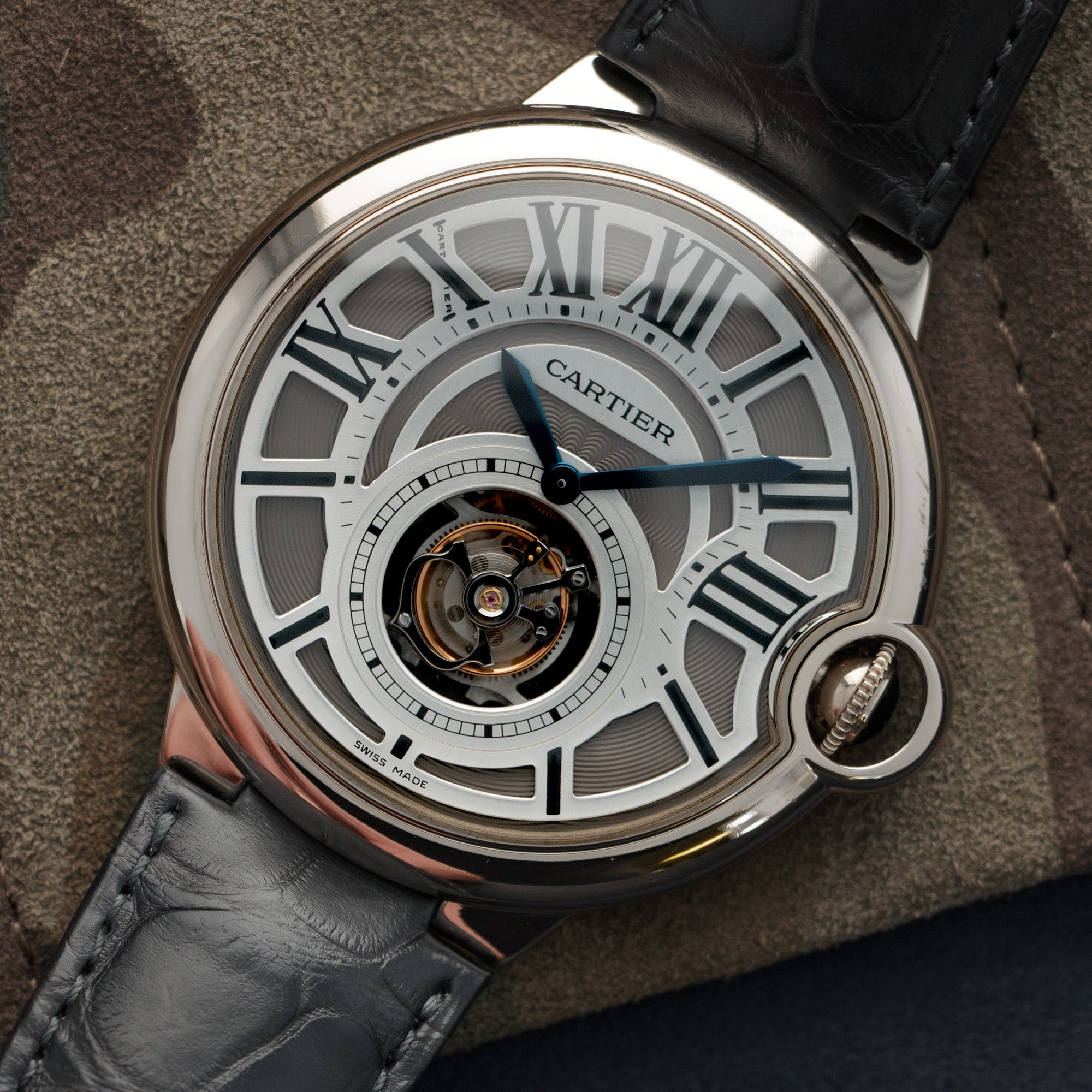 Cartier ballon bleu flying tourbillon hot sale