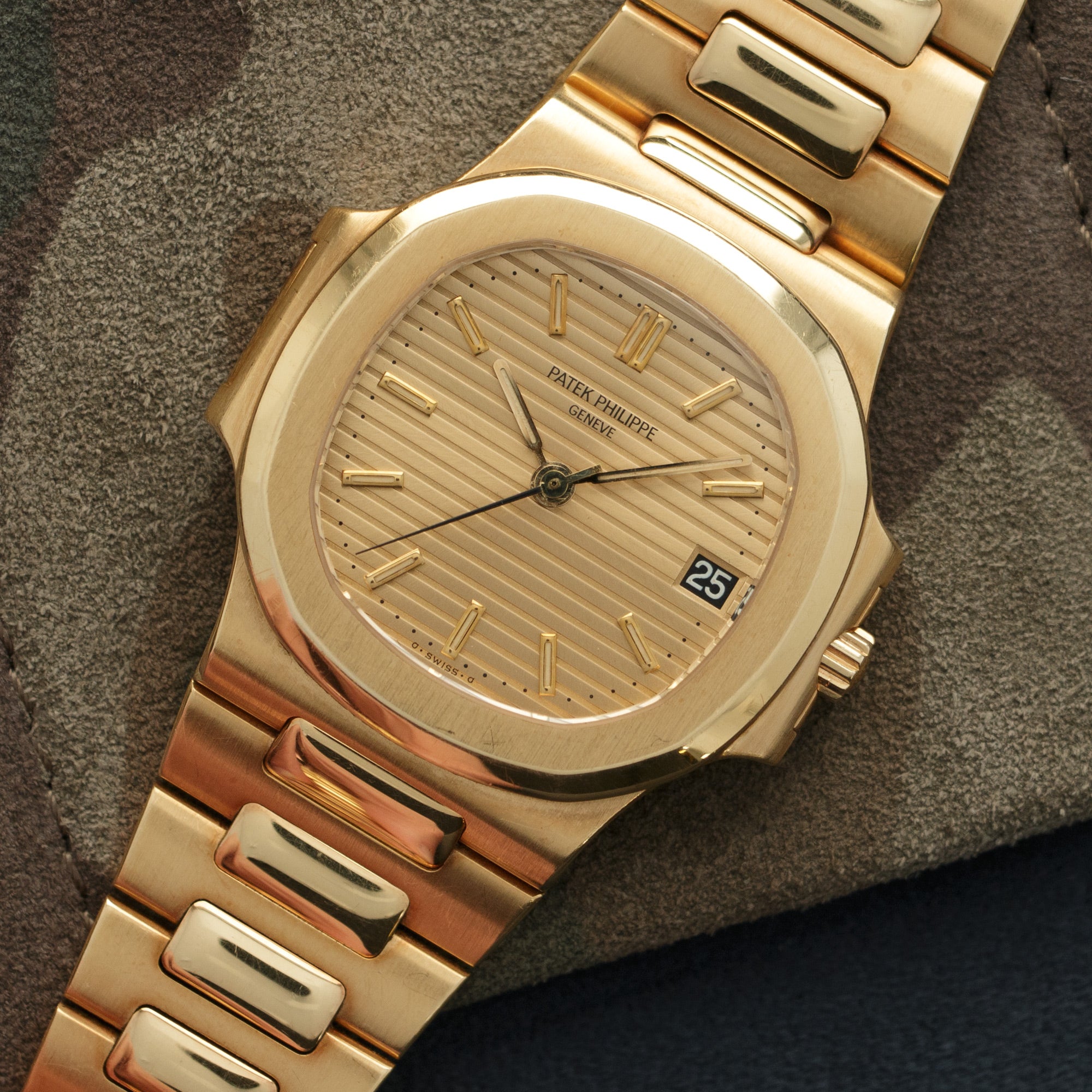 Patek Philippe - Patek Philippe Yellow Gold Nautilus Automatic Watch Ref. 3800 - The Keystone Watches