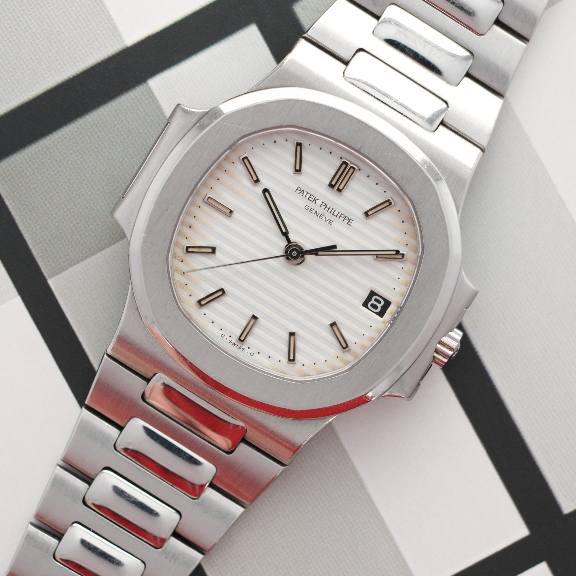 Patek Philippe Nautilus White Dial Watch 3800 - Main Image