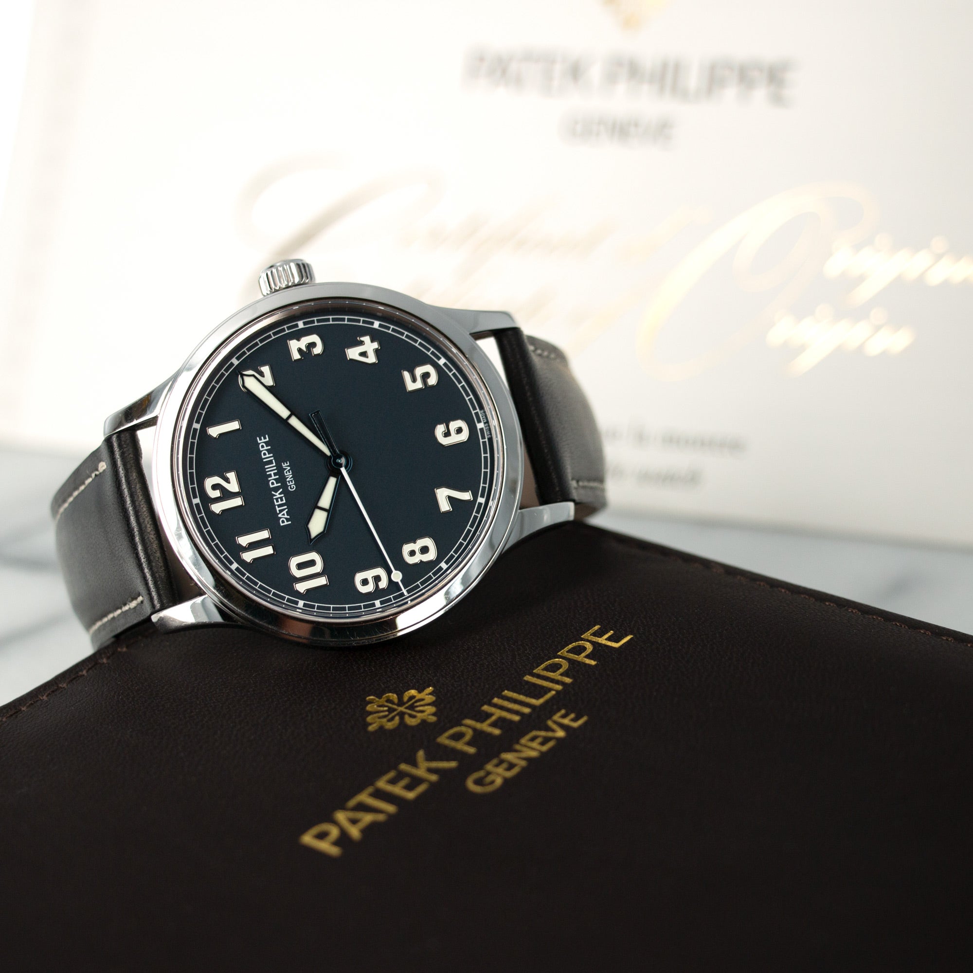 Patek Philippe - Patek Philippe Pilot Calatrava Limited New York Edition Watch Ref. 5522 - The Keystone Watches
