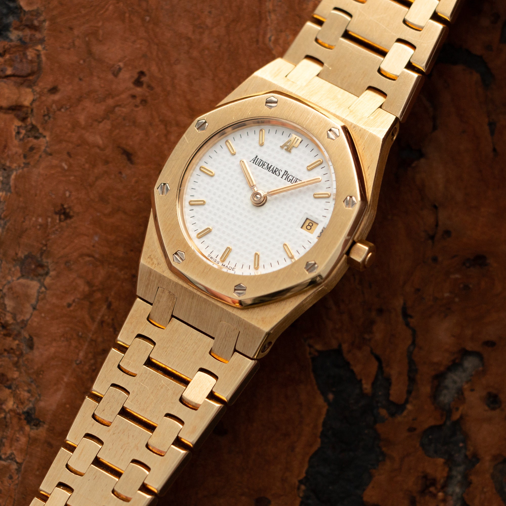 Audemars Piguet - Audemars Piguet Yellow Gold Royal Oak, Ref. 66270 - The Keystone Watches