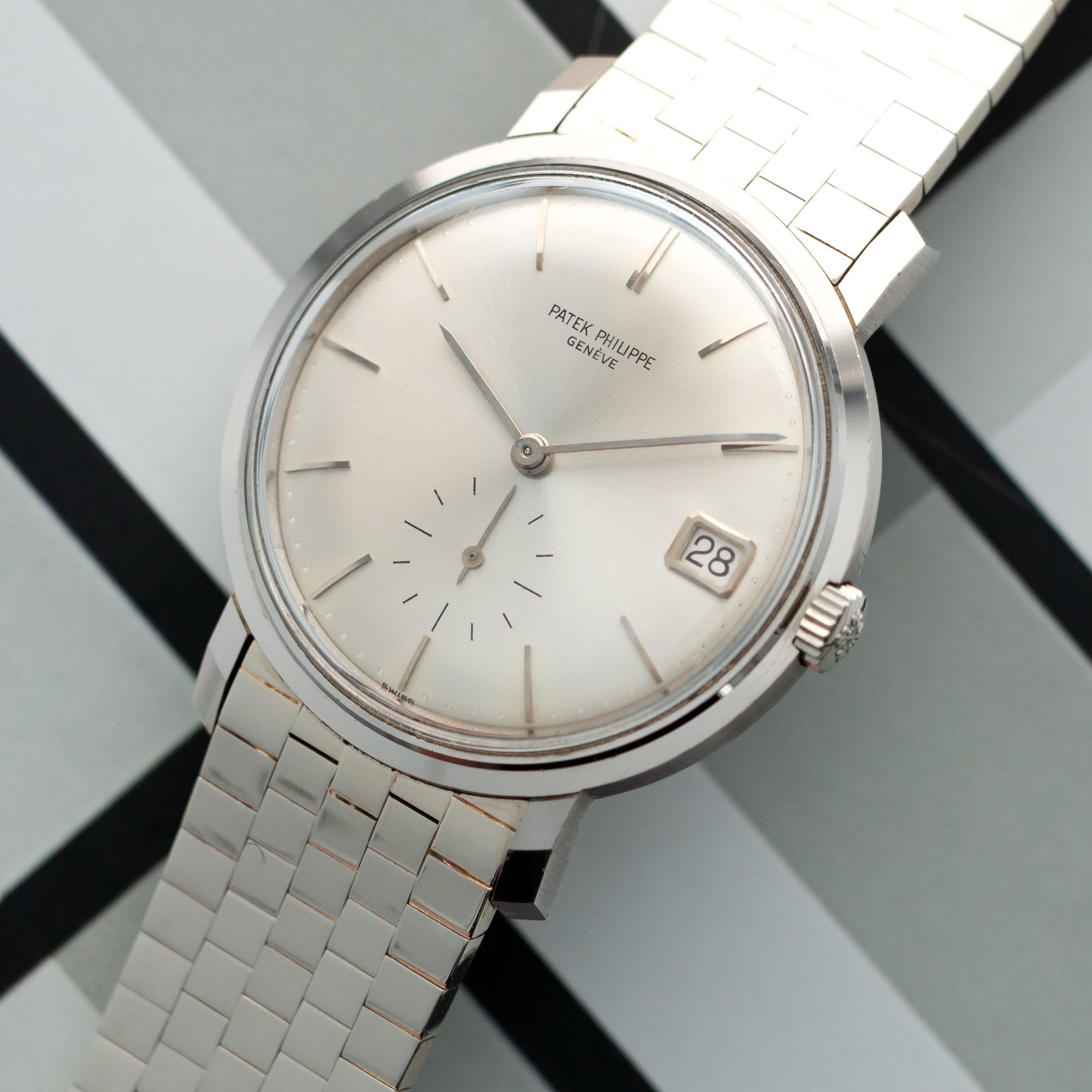 Patek Philippe - Patek Philippe White Gold Calatrava Ref. 3445 on White Gold Bracelet - The Keystone Watches