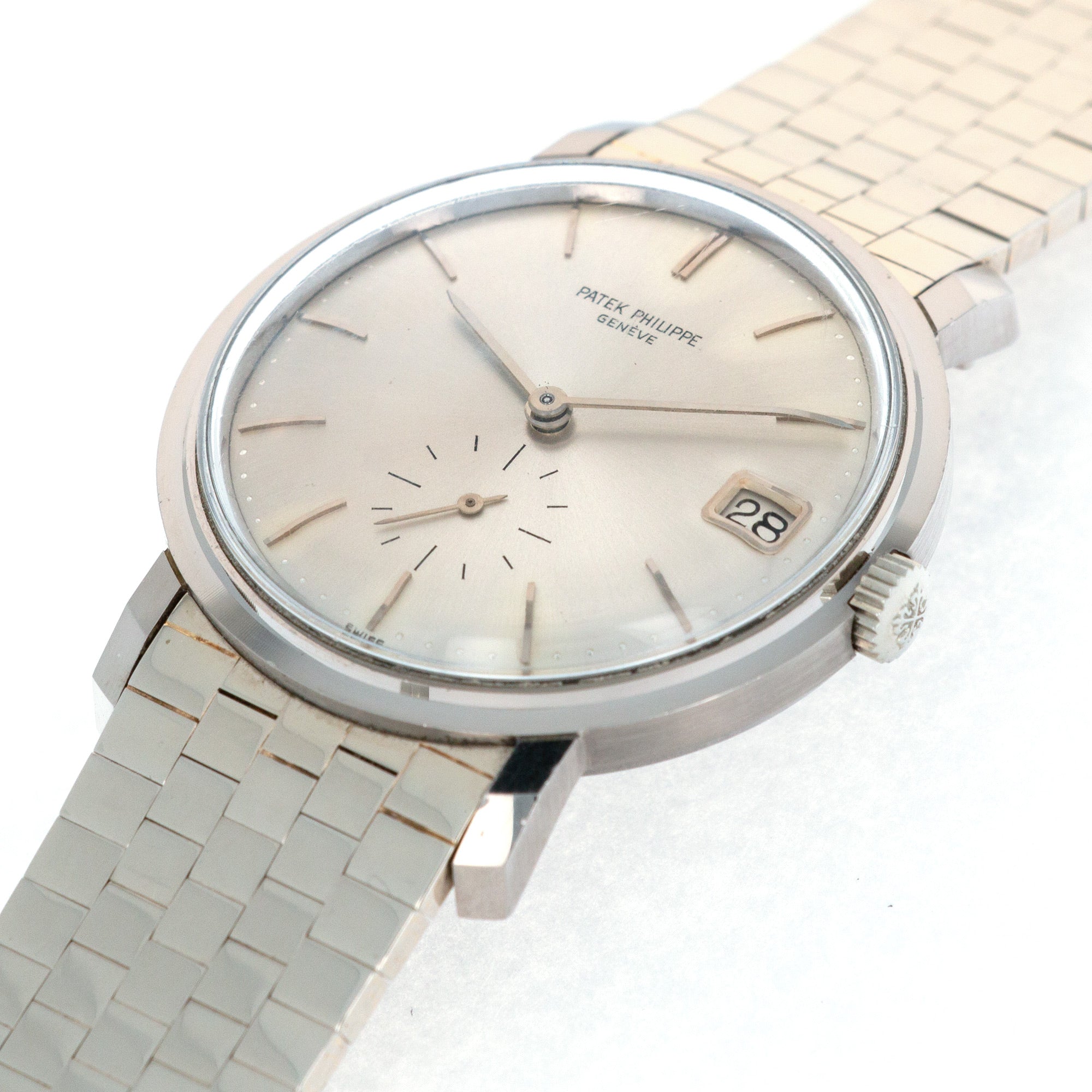 Patek Philippe - Patek Philippe White Gold Calatrava Ref. 3445 on White Gold Bracelet - The Keystone Watches