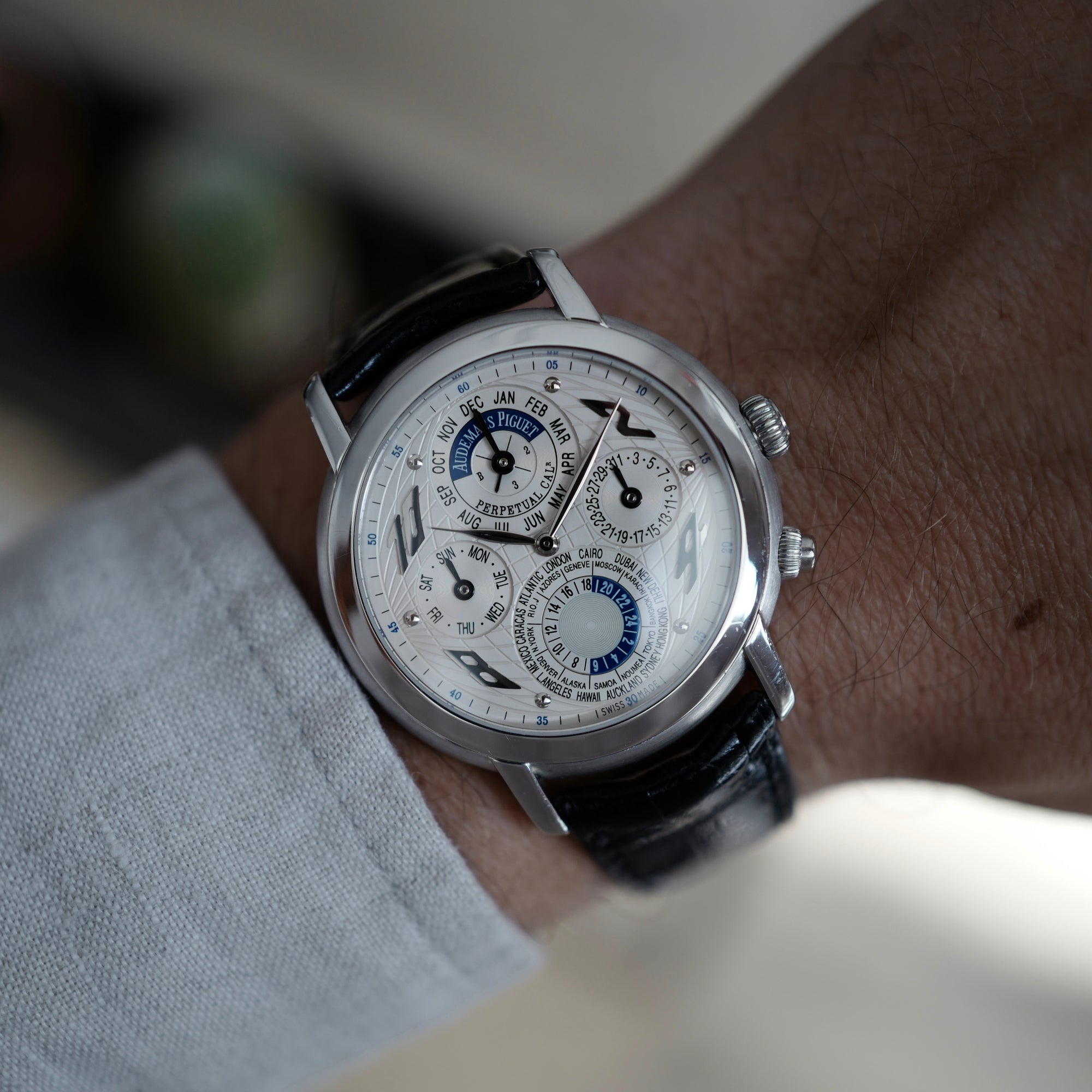 Audemars Piguet - Audemars Piguet White Gold Quantieme Perpetual Metropolis, Anniversary Edition - The Keystone Watches