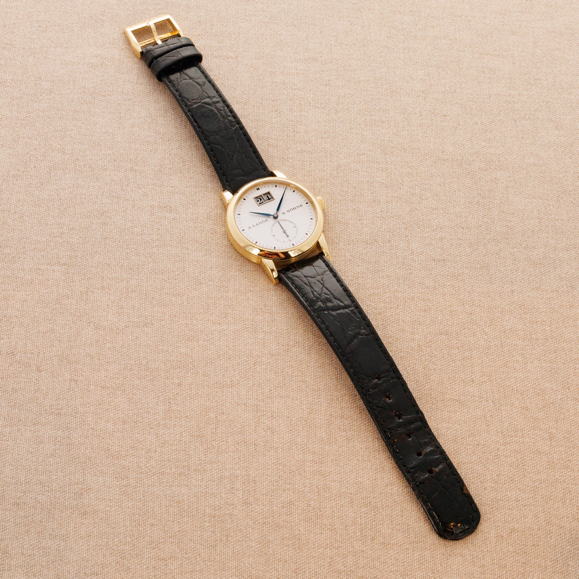 A. Lange & Sohne - A. Lange & Sohne Yellow Gold Saxonia 1st Series Solid Back Watch Ref. 102.002 - The Keystone Watches