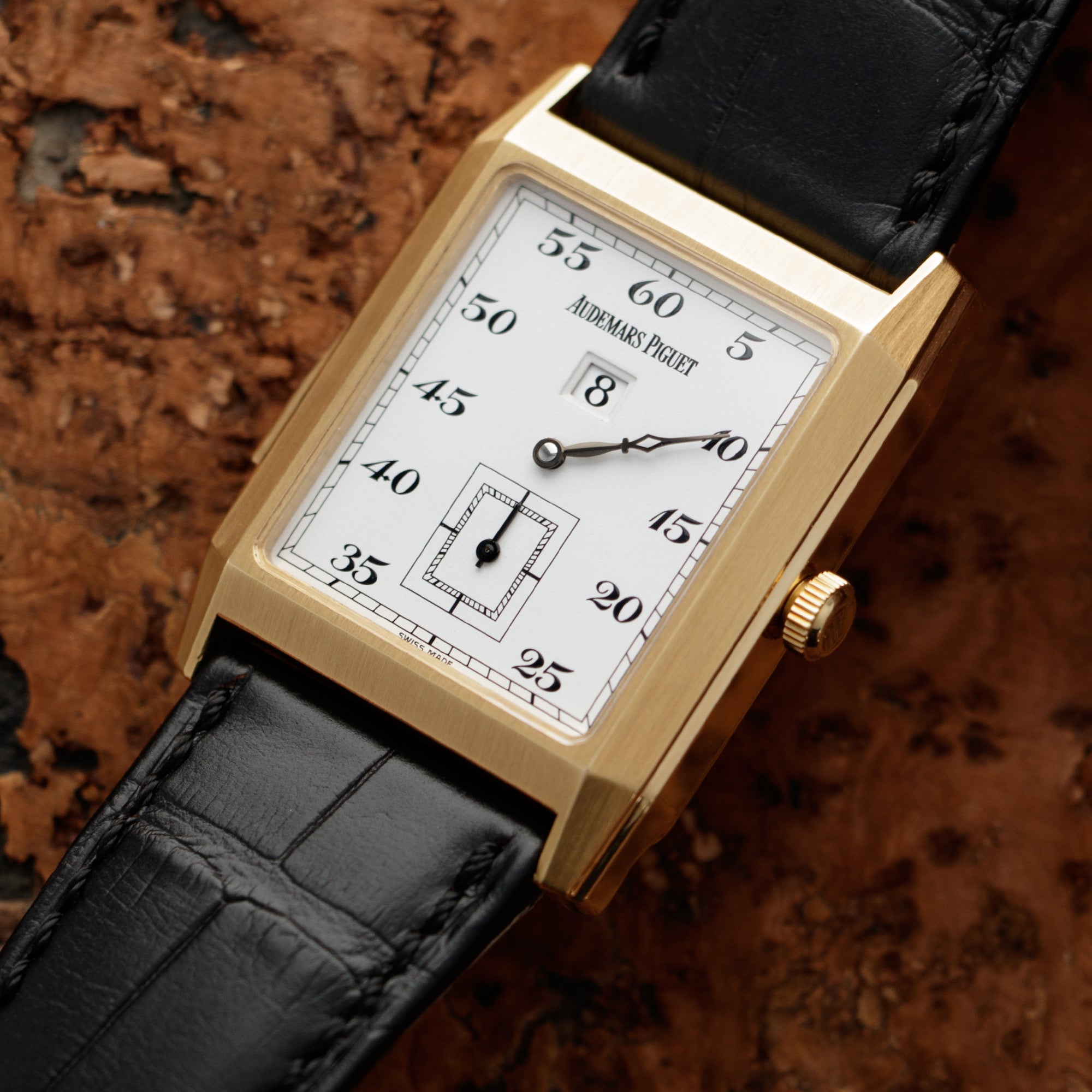 Audemars Piguet - Audemars Piguet Yellow Gold Jump Hour Repeater Ref. 25723 - The Keystone Watches