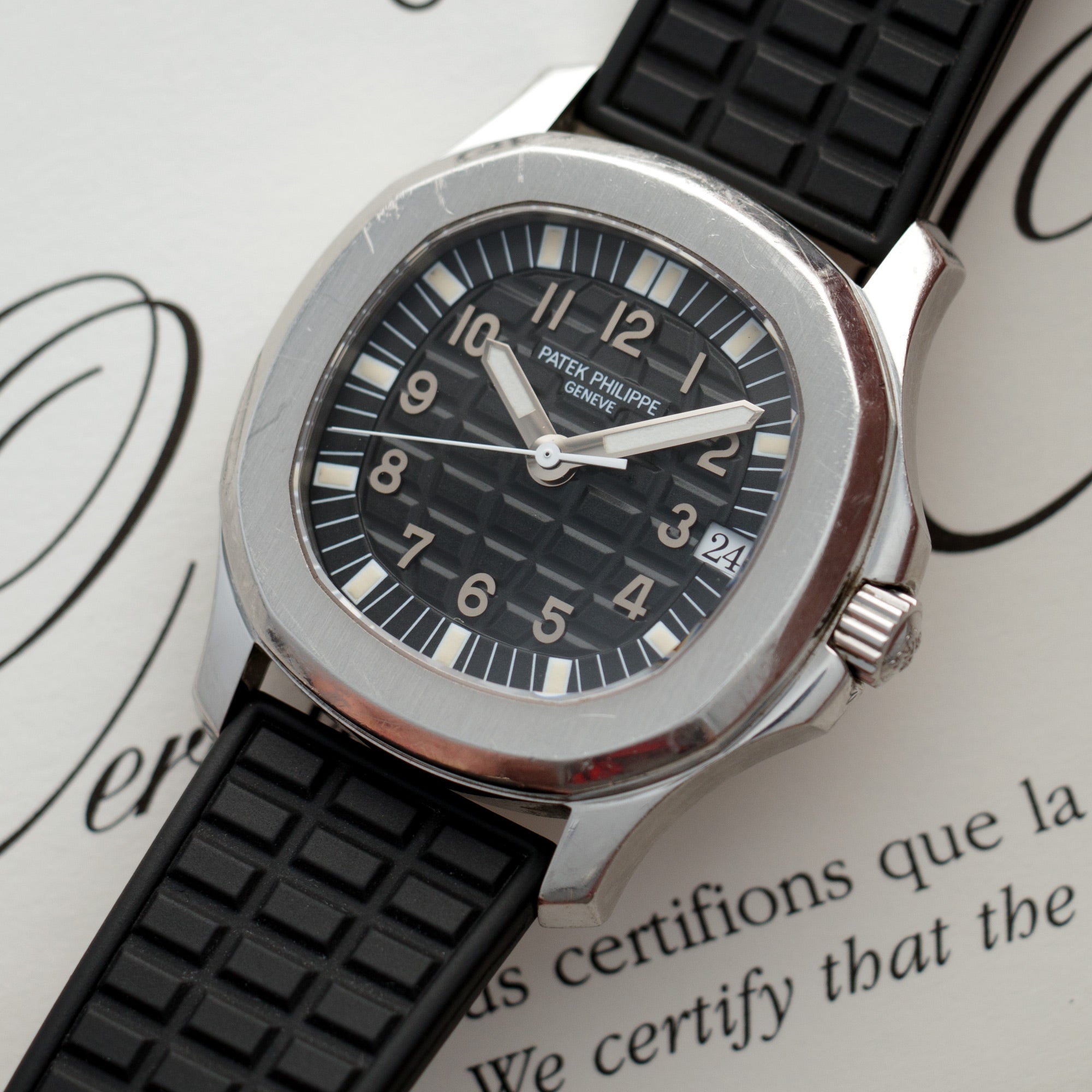 Patek Philippe - Patek Philippe Steel Aquanaut Ref. 5060 with Box and Papers - The Keystone Watches