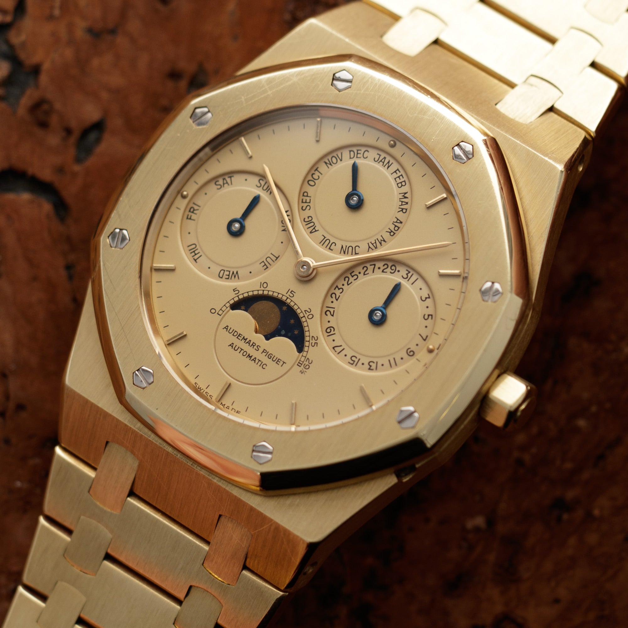 Audemars Piguet - Audemars Piguet Yellow Gold Royal Oak Quantieme Perpetual Ref. 25654 - The Keystone Watches