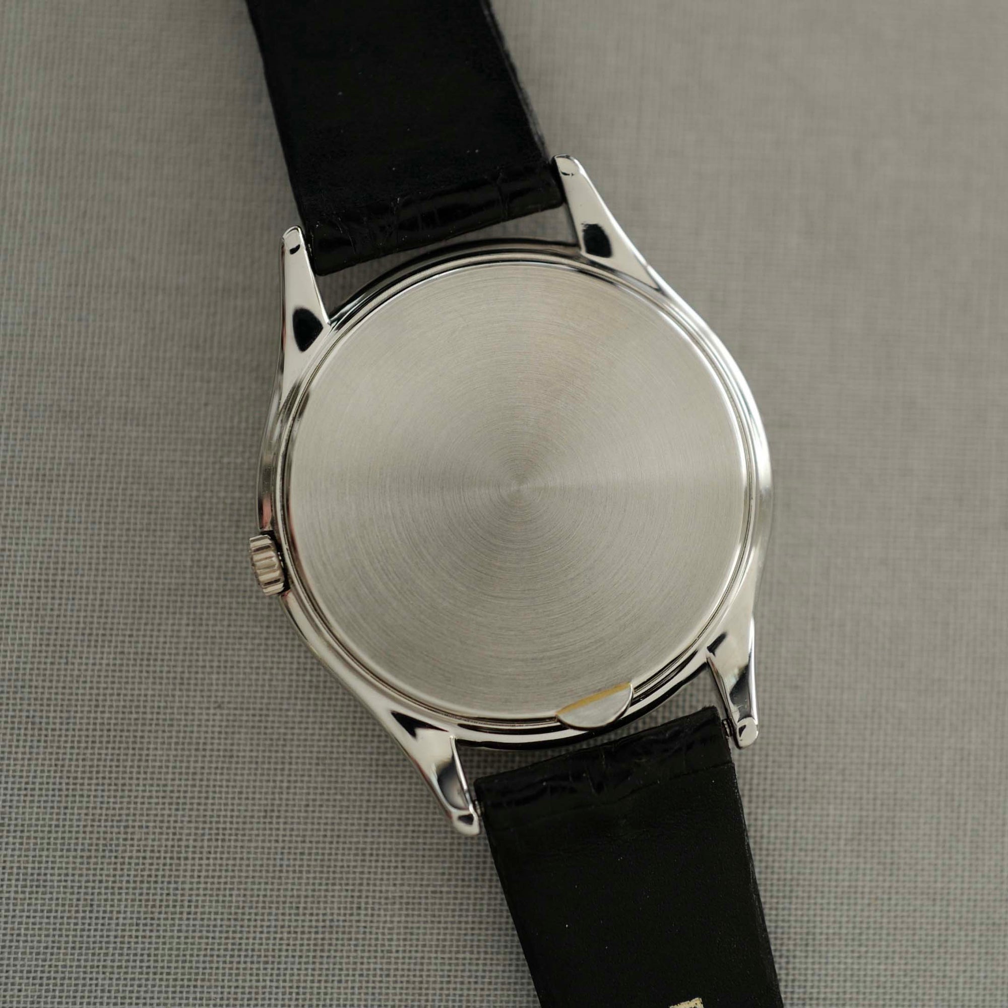 Patek Philippe - Patek Philippe Platinum Perpetual Ref. 3940 with Box and Papers - The Keystone Watches