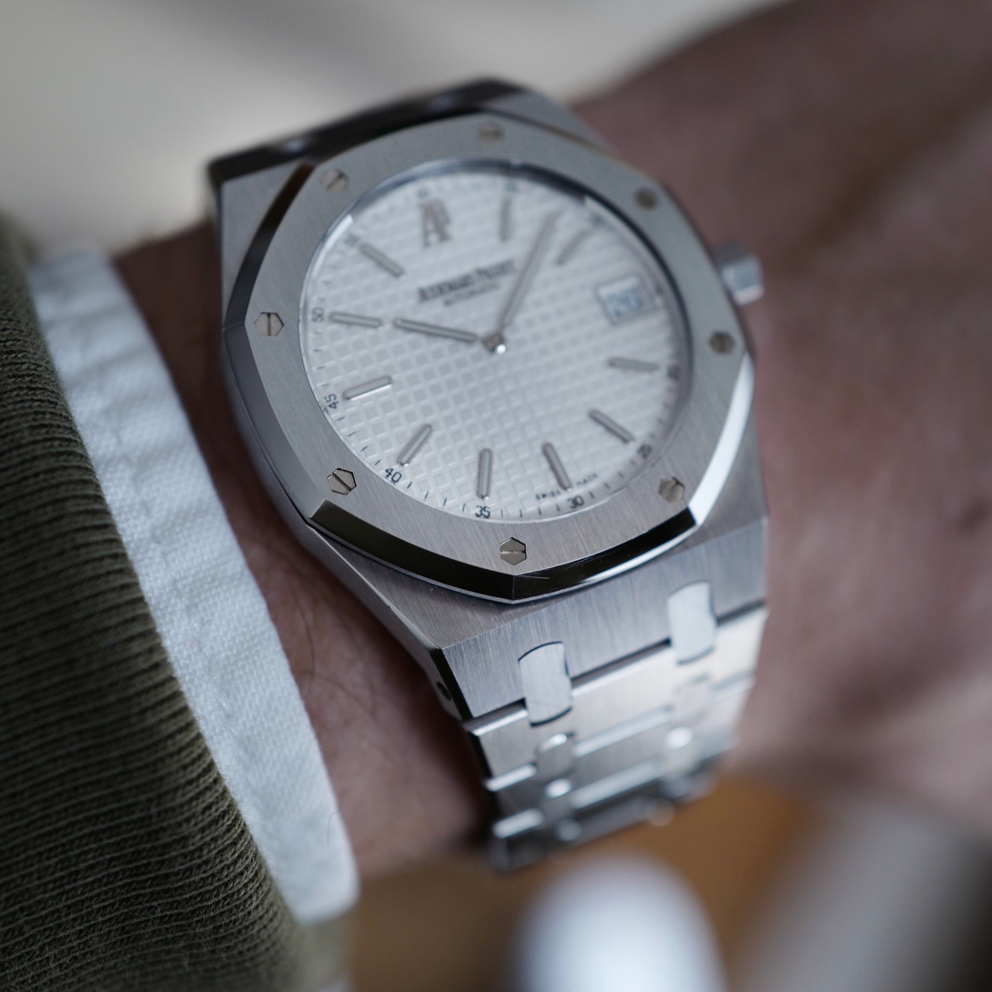 Audemars Piguet - Audemars Piguet Steel Royal Oak Ref. 15202 with Box and Papers - The Keystone Watches