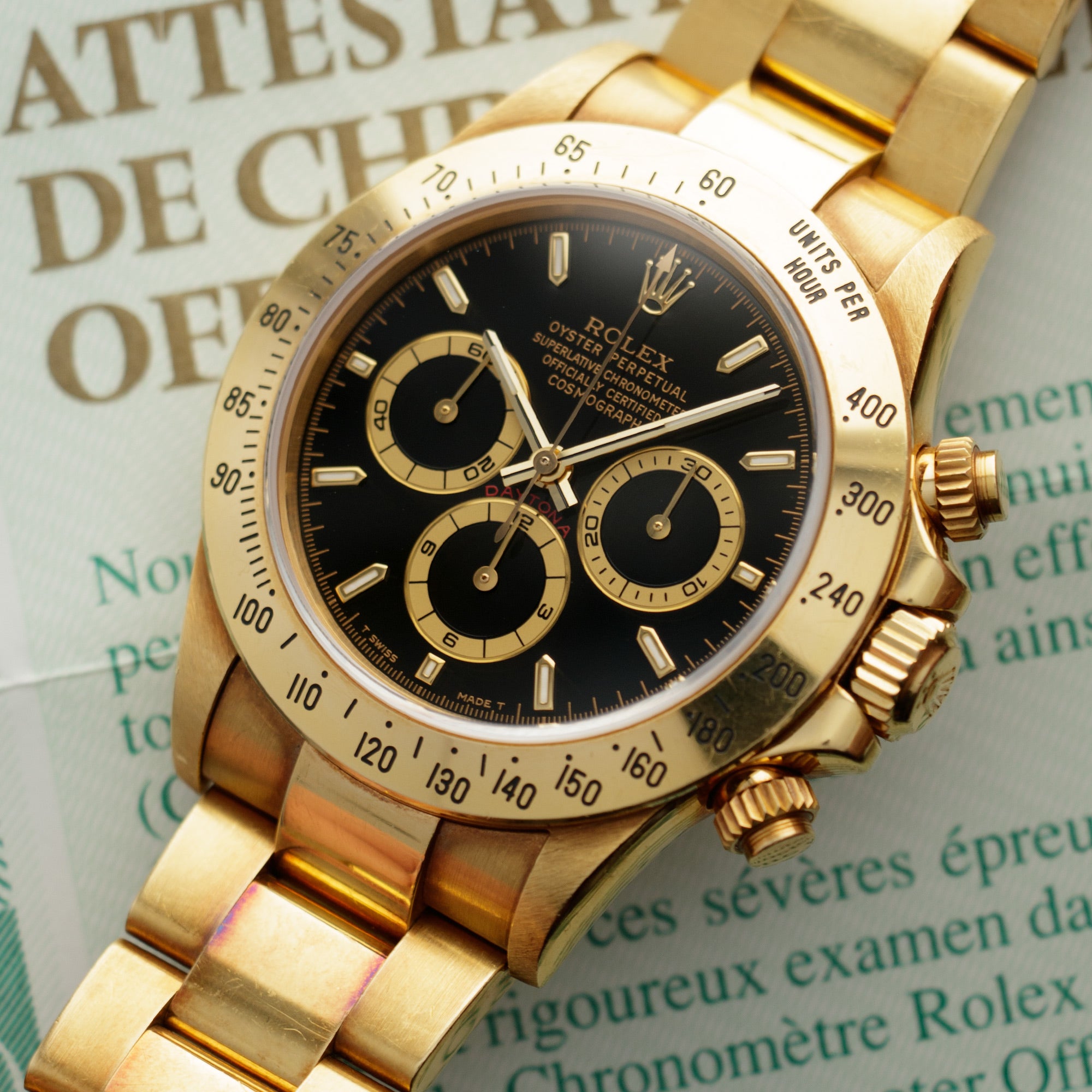 Rolex - Rolex Yellow Gold Cosmograph Daytona Ref. 16528 in Superb Condition - The Keystone Watches