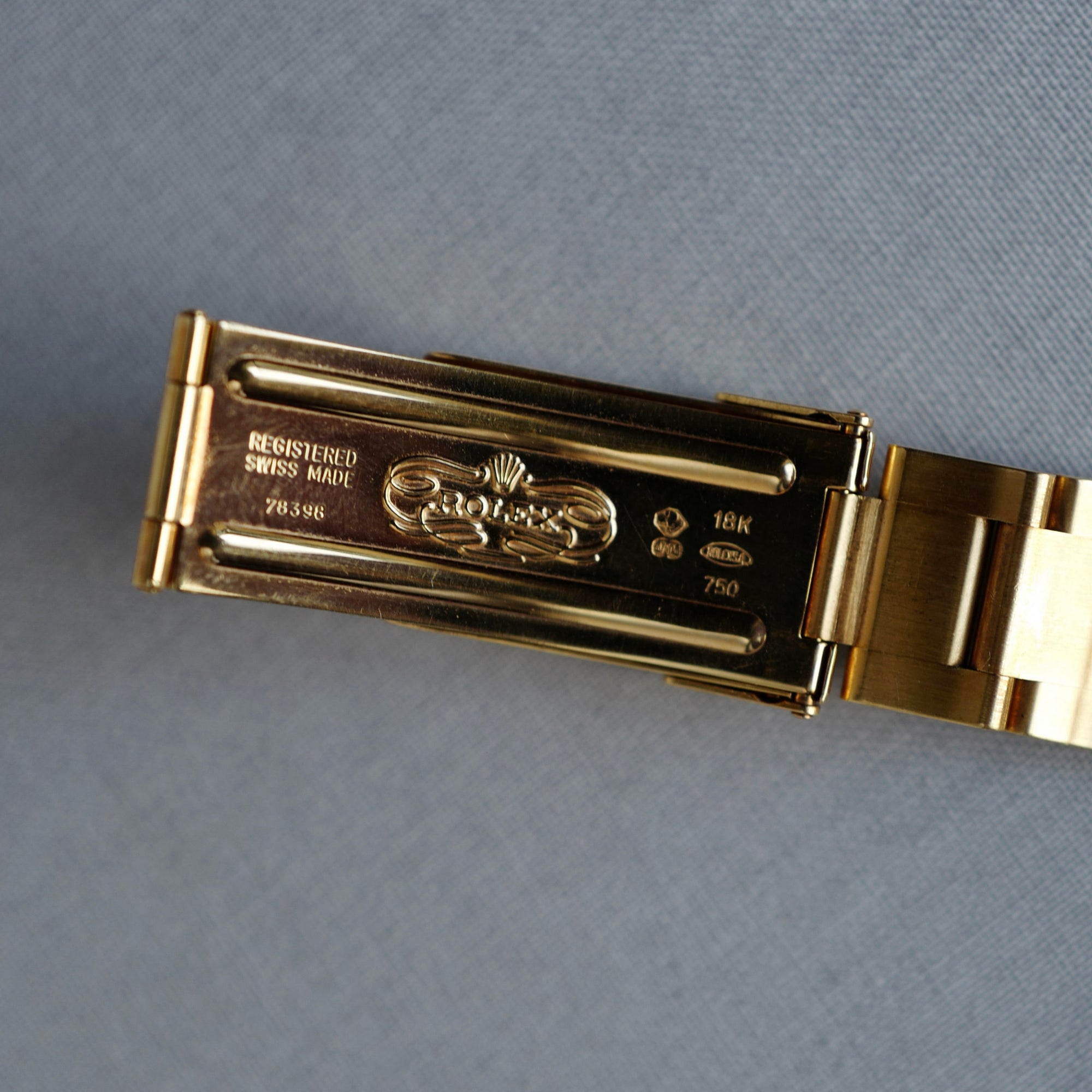 Rolex - Rolex Yellow Gold Cosmograph Daytona Ref. 16528 in Superb Condition - The Keystone Watches