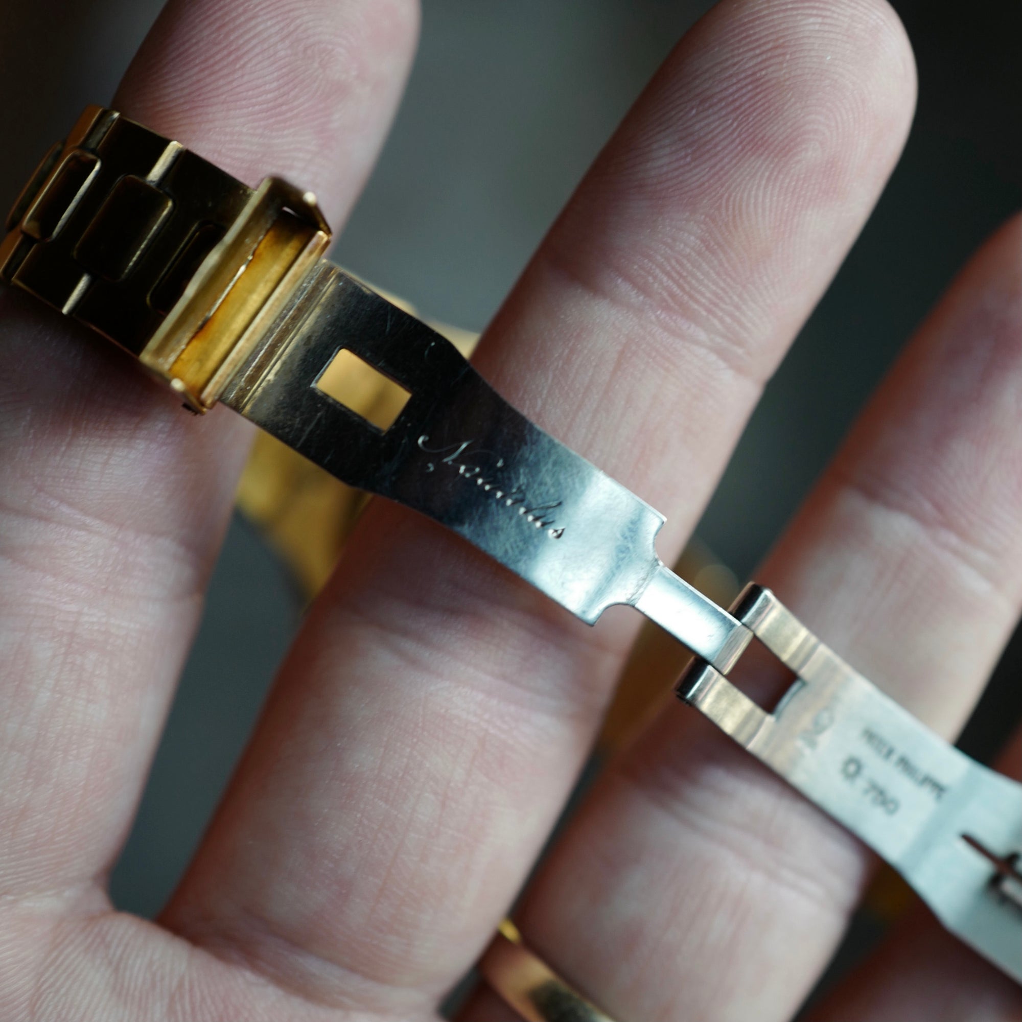 Patek Philippe - Patek Philippe Yellow Gold Nautilus Watch Ref. 3800 - The Keystone Watches