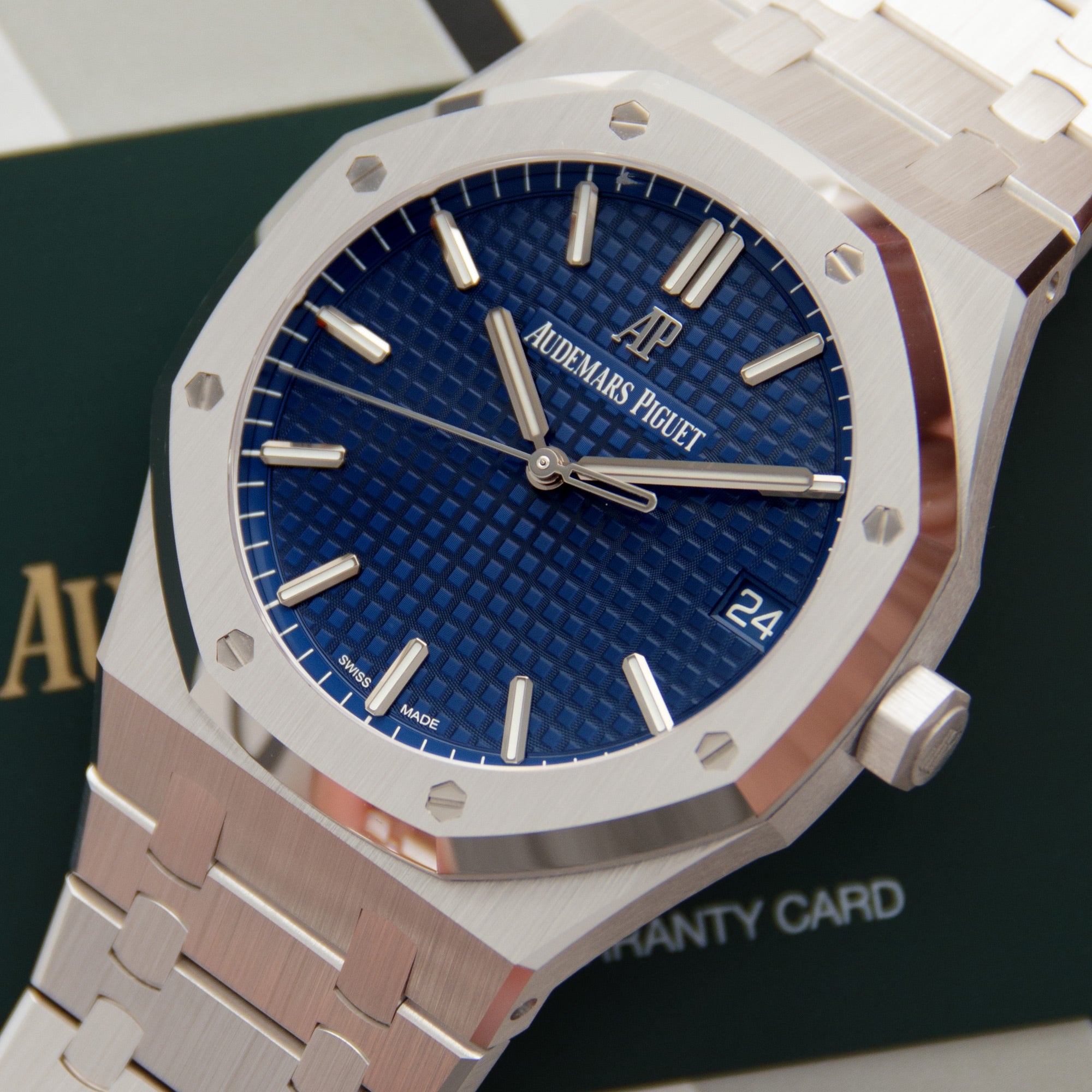 Audemars Piguet - Audemars Piguet White Gold Royal Oak Ref. 15503 Limited Edition for Japan - The Keystone Watches
