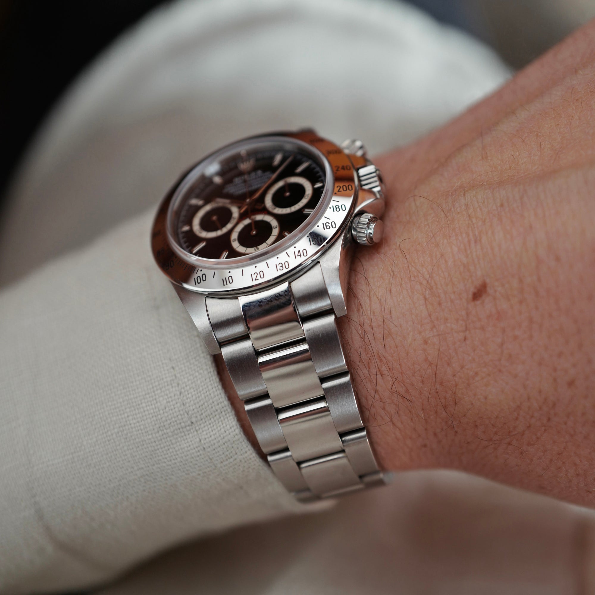 Rolex - Rolex Cosmograph Daytona Zenith A-Series Ref. 16520 with Paper (NEW ARRIVAL) - The Keystone Watches