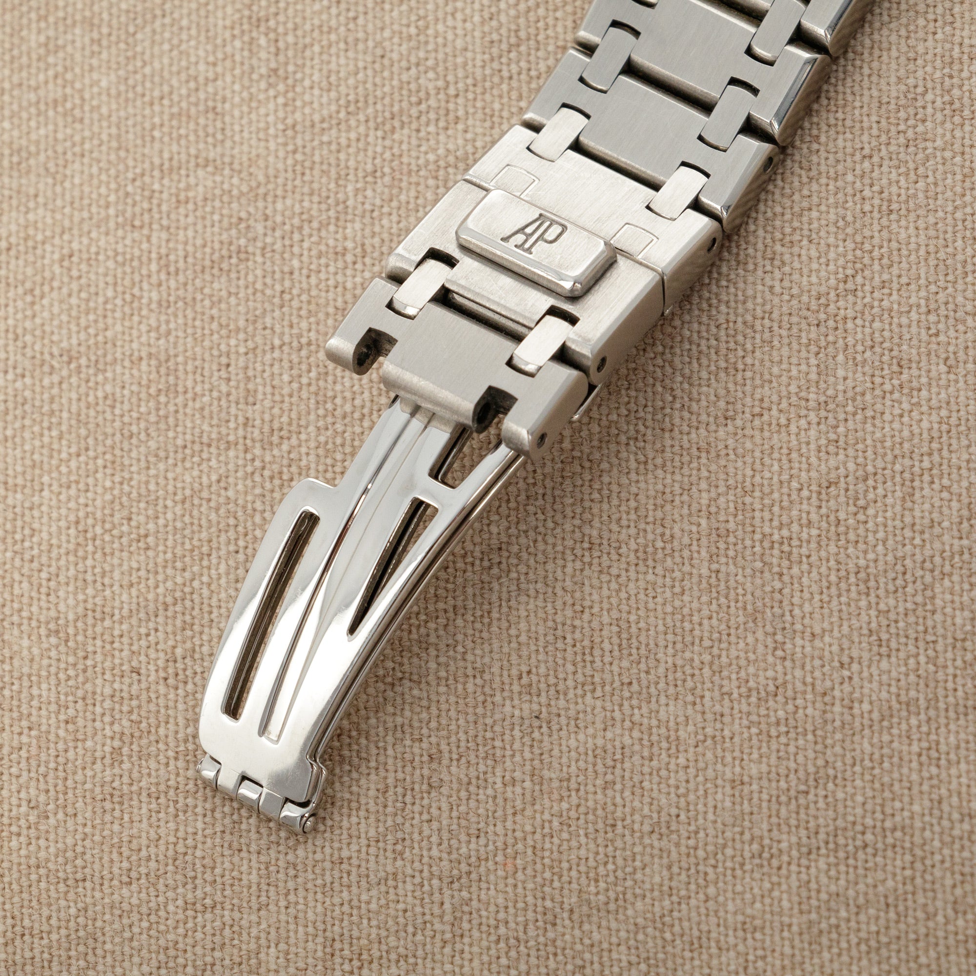 Audemars Piguet - Audemars Piguet Steel Royal Oak Chronograph Ref. 25860ST - The Keystone Watches