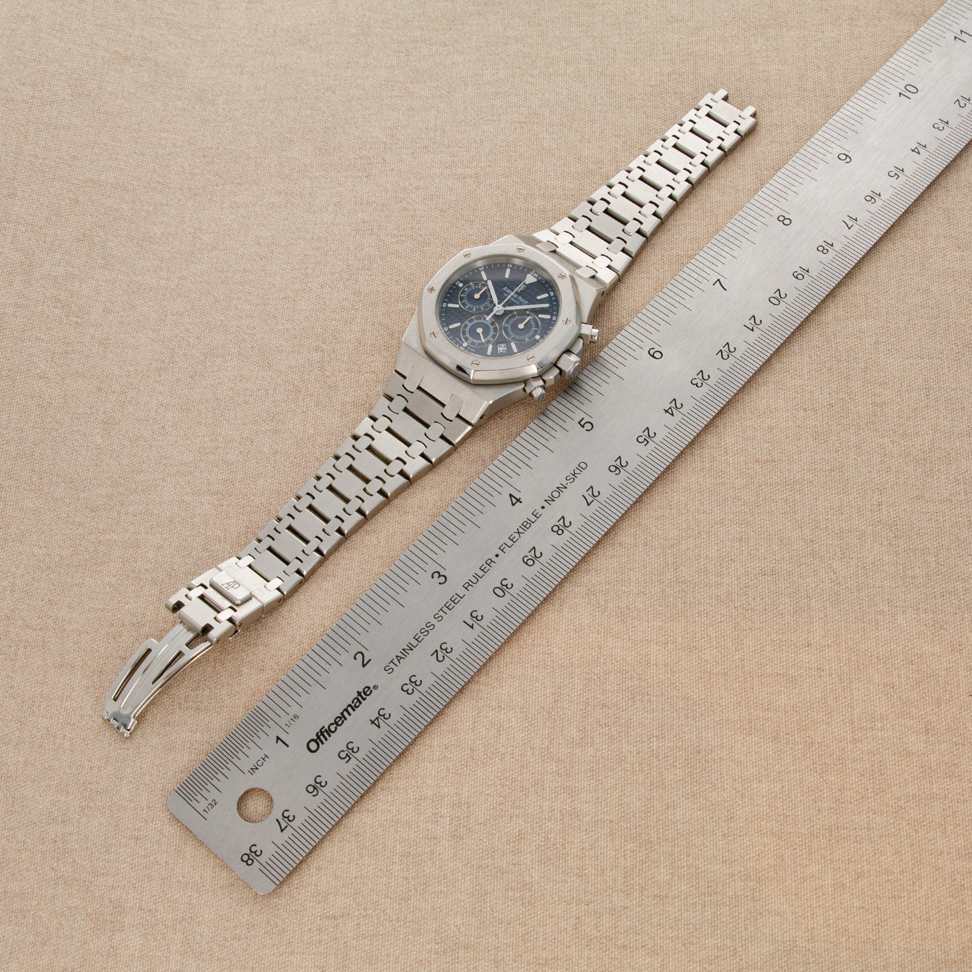 Audemars Piguet - Audemars Piguet Steel Royal Oak Chronograph Ref. 25860ST - The Keystone Watches