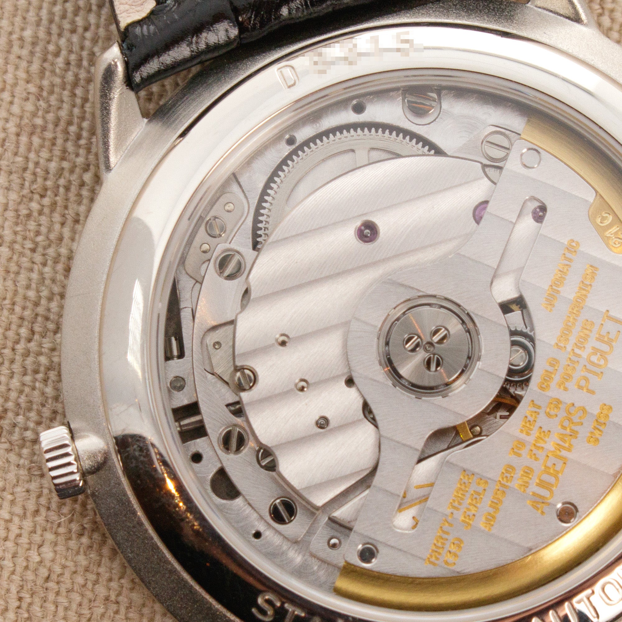 Audemars Piguet - Audemars Piguet Platinum Star Wheel Engraved Dial Ref. 25720 - The Keystone Watches