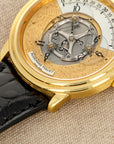 Audemars Piguet - Audemars Piguet Yellow Gold Star Wheel Engraved Dial Ref. 25720 - The Keystone Watches