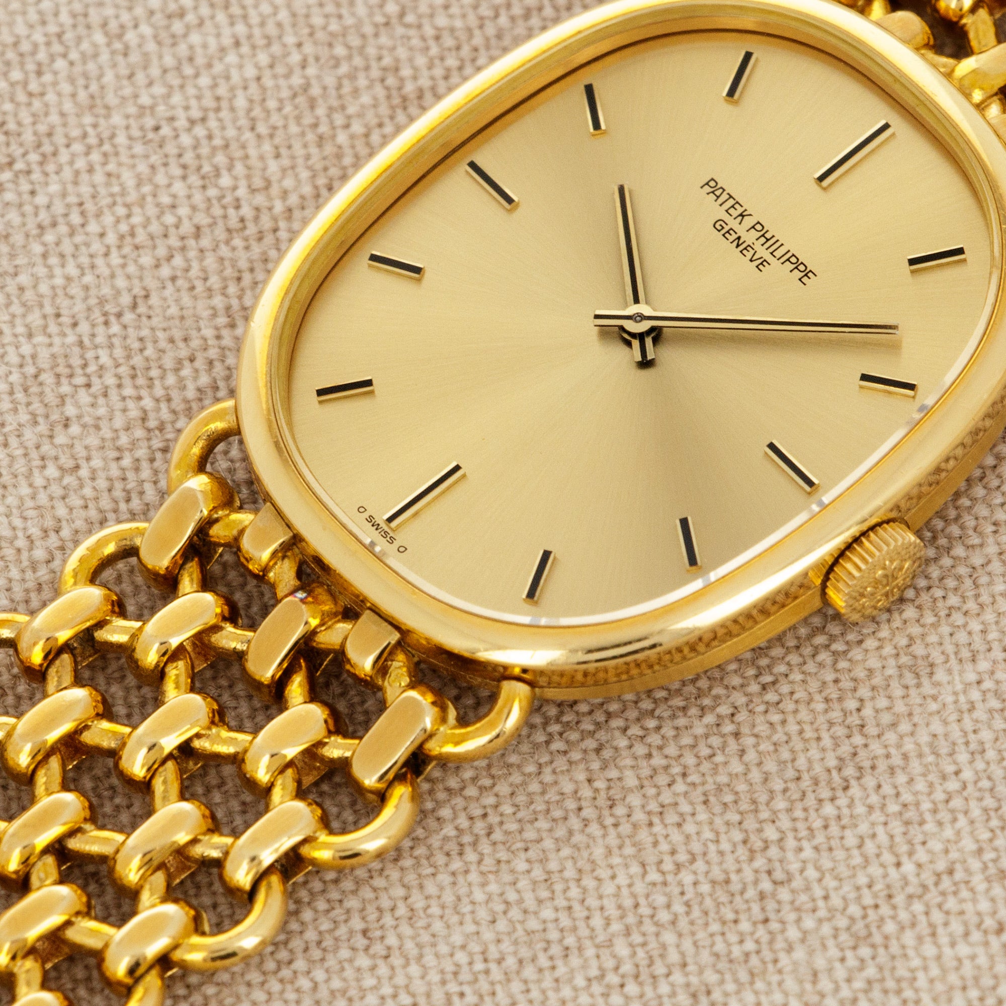 Patek Philippe - Patek Philippe Yellow Gold Ellipse Ref. 3848 - The Keystone Watches