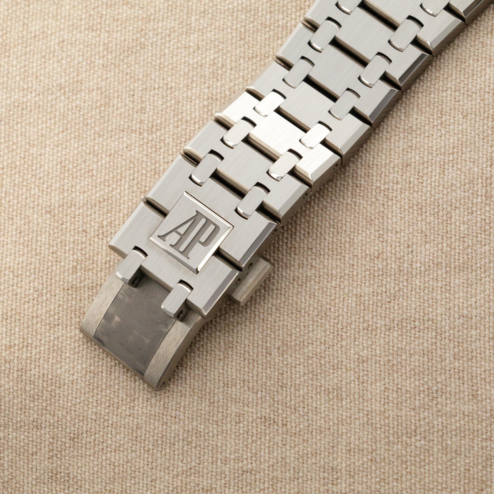 Audemars Piguet - Audemars Piguet Titanium Royal Oak Quantieme Perpetual Ref. 26615 with Salmon Dial - The Keystone Watches