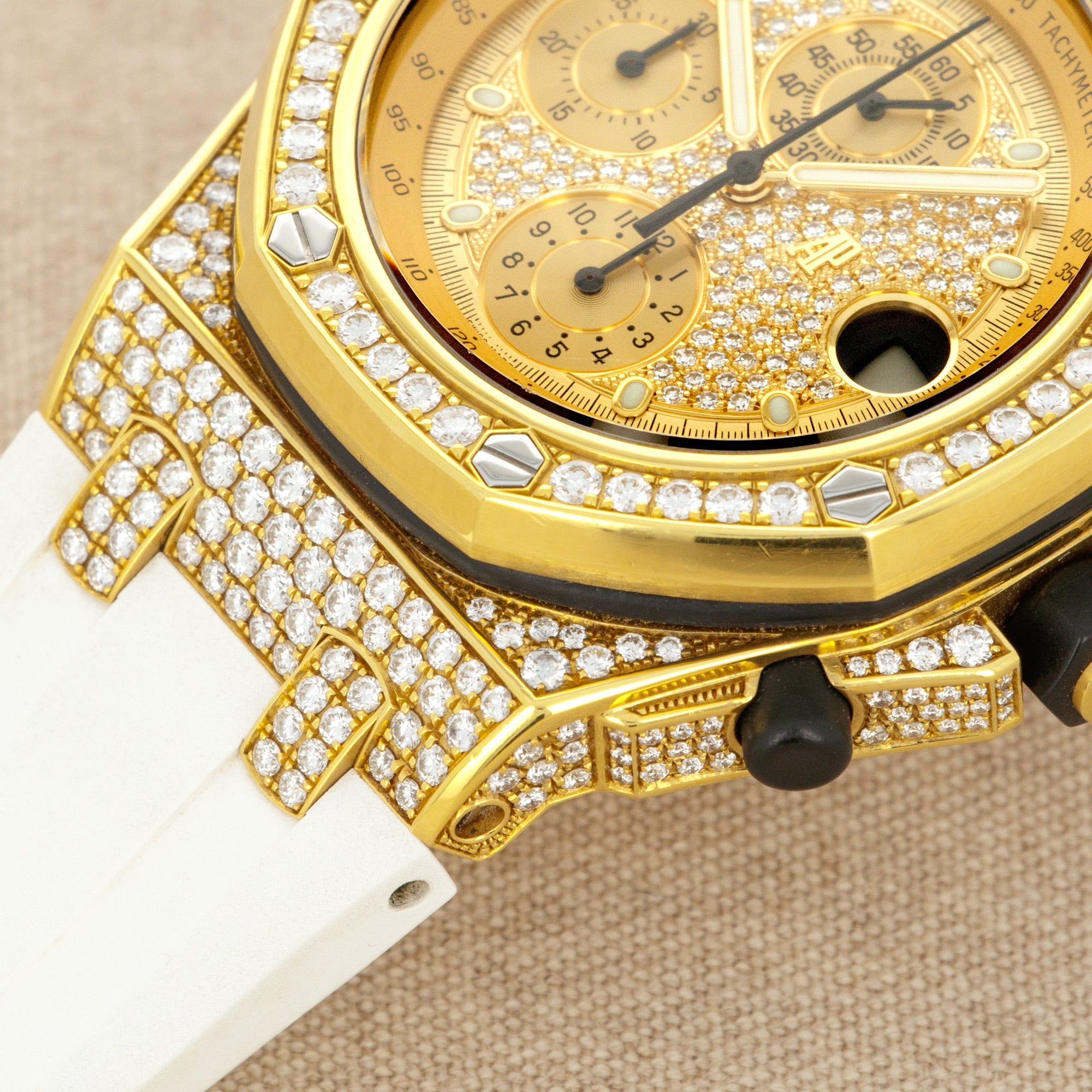 Audemars Piguet - Audemars Piguet Yellow Gold Offshore Royal Oak Chronograph Ref. 26067 - The Keystone Watches