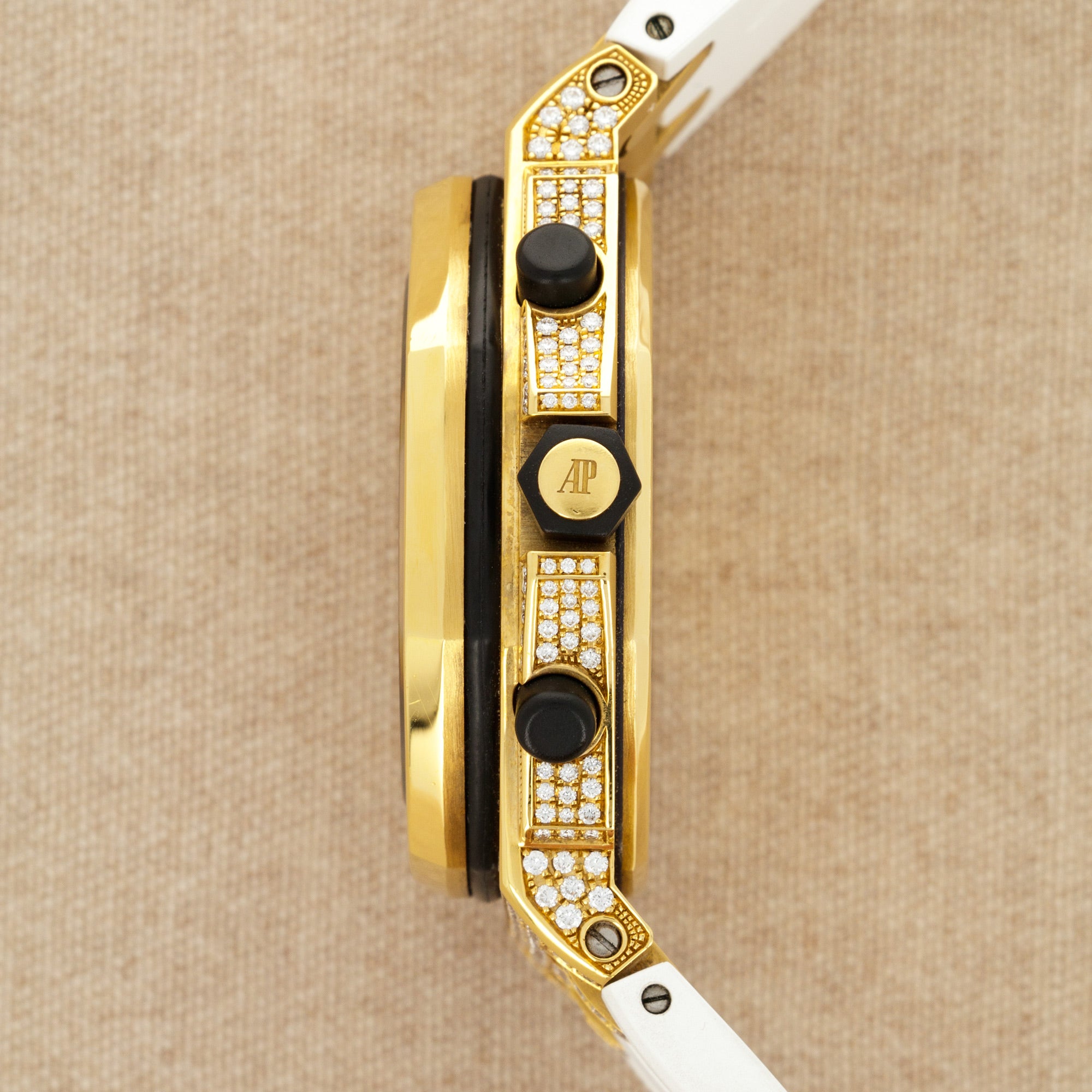 Audemars Piguet - Audemars Piguet Yellow Gold Offshore Royal Oak Chronograph Ref. 26067 - The Keystone Watches