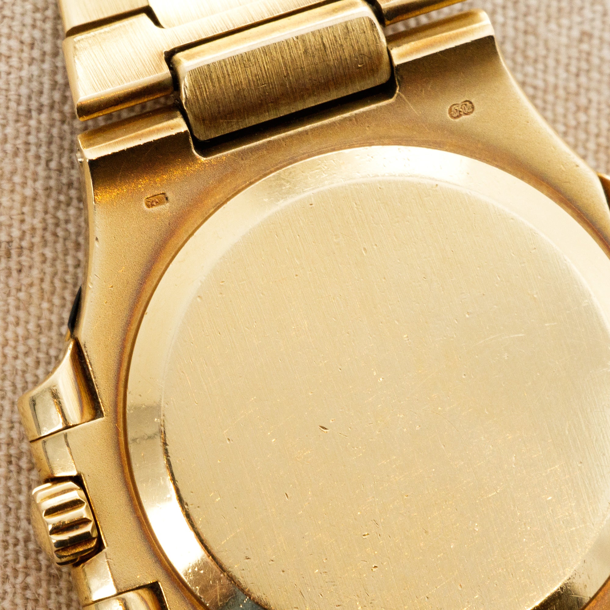 Patek Philippe - Patek Philippe Yellow Gold Nautilus Diamond Emerald Watch Ref. 3800/5 - The Keystone Watches