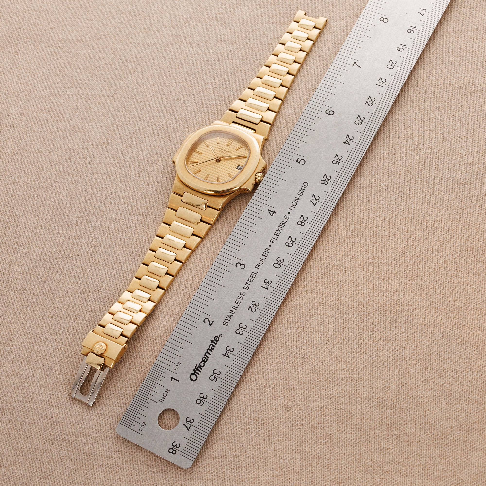 Patek Philippe - Patek Philippe Yellow Gold Nautilus Watch Ref. 3800 - The Keystone Watches