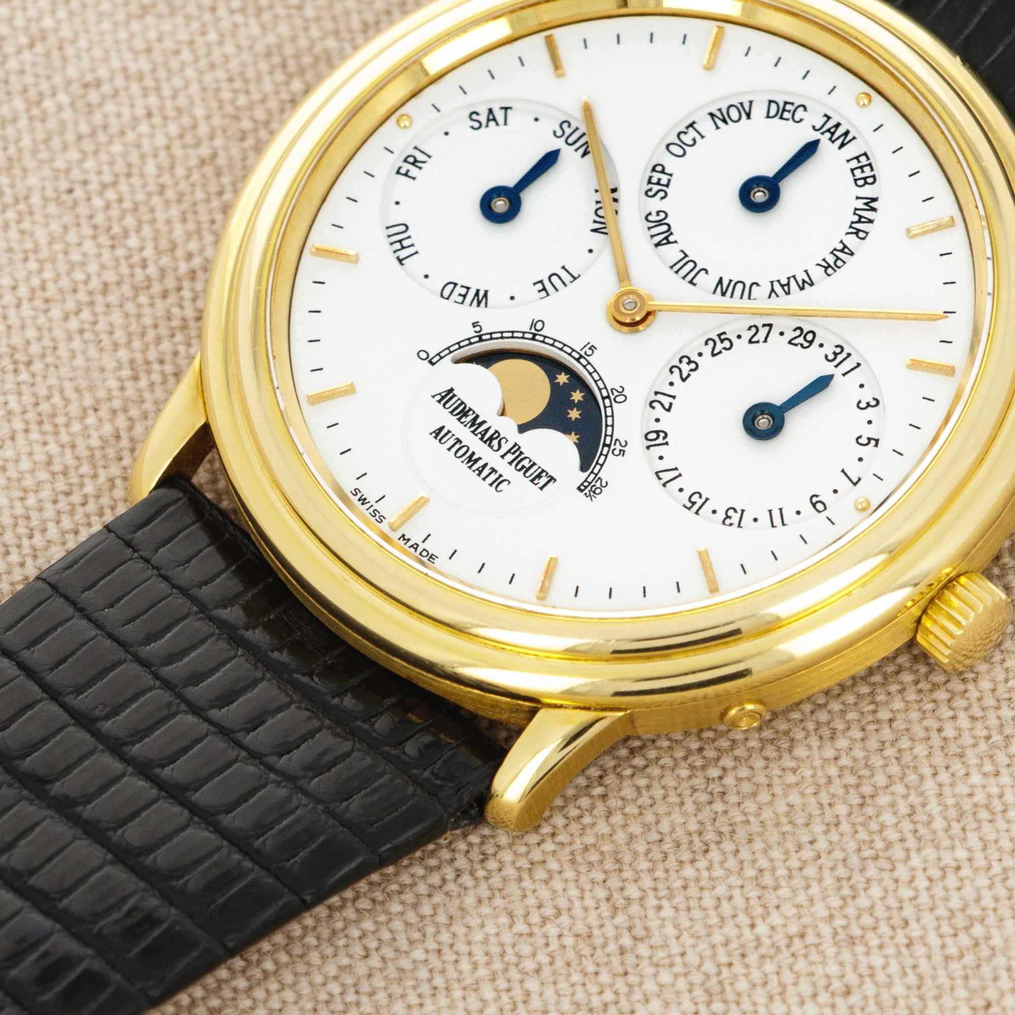 Audemars Piguet - Audemars Piguet Yellow Gold Quantieme Perpetual Ref. 25657 - The Keystone Watches