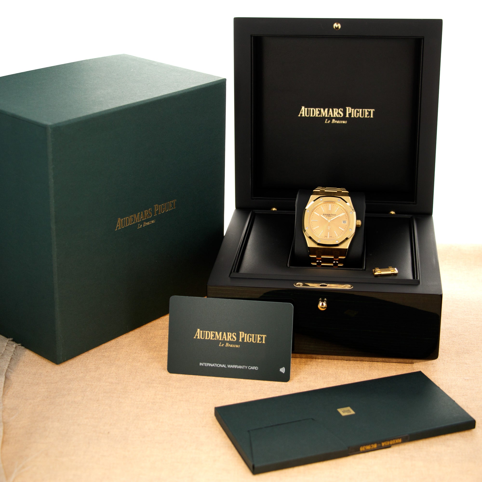 Audemars Piguet - Audemars Piguet Yellow Gold Royal Oak Ref. 15202 - The Keystone Watches