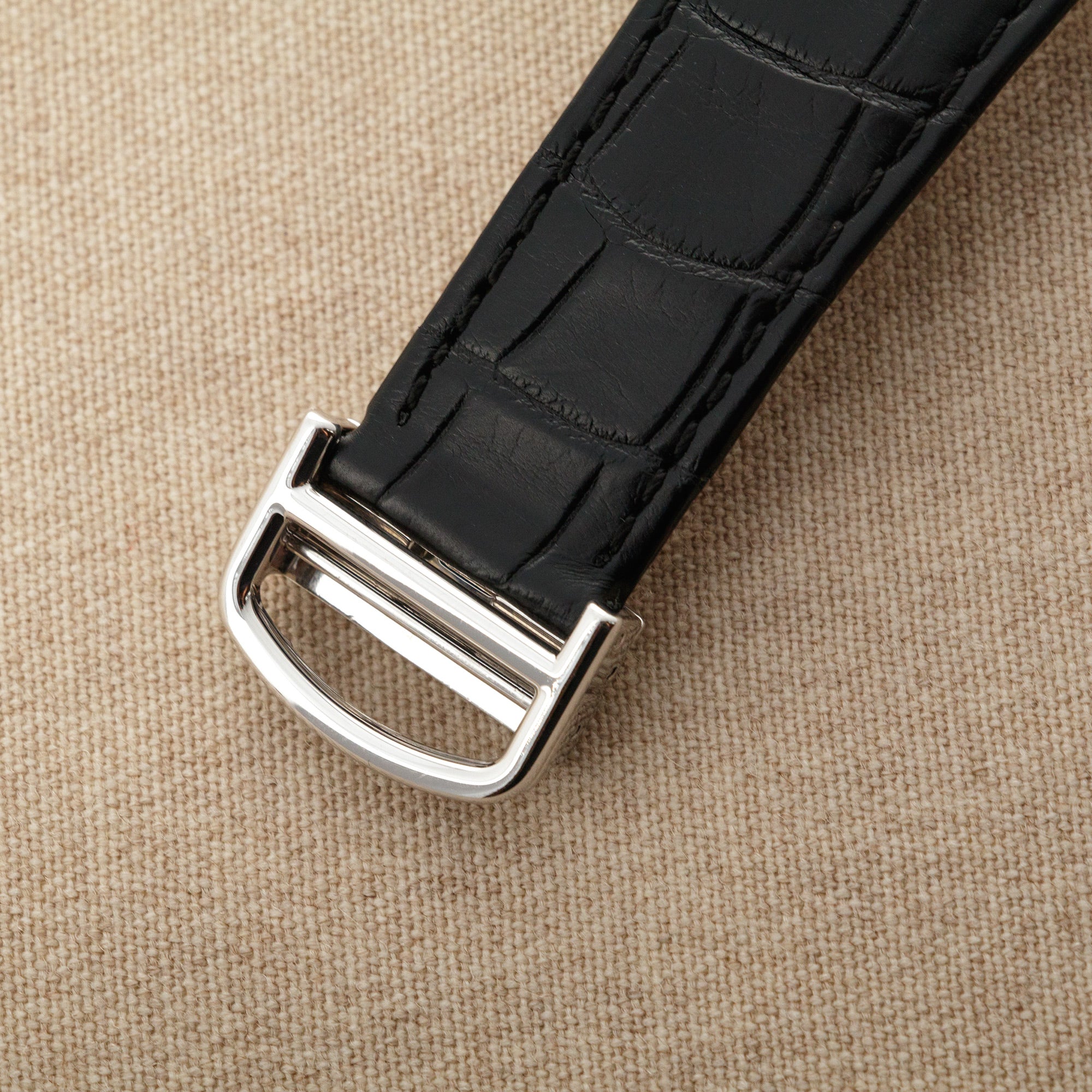 Cartier - Cartier White Gold Rotonde Jumping Hour Ref. W1553851 - The Keystone Watches