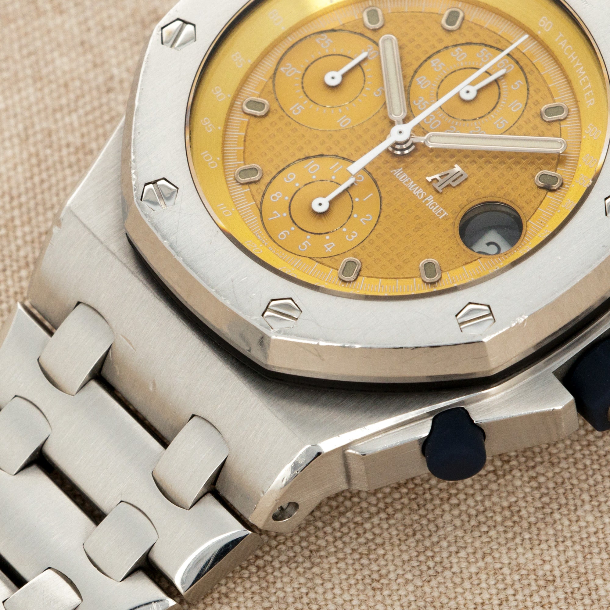 Audemars Piguet - Audemars Piguet Steel Royal Oak Offshore Ref. 25721 with Tropical Gold Dial - The Keystone Watches
