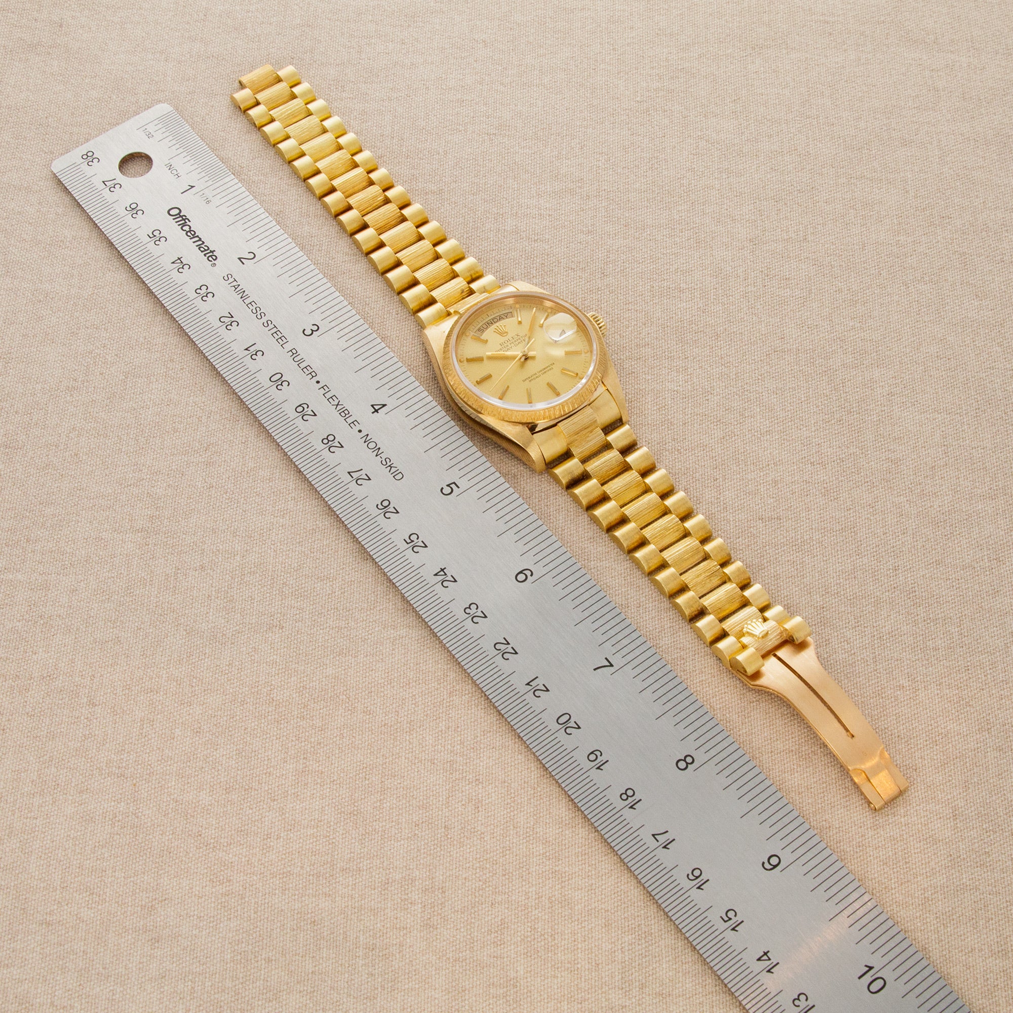 Rolex - Rolex Yellow Gold Day-Date Ref. 18078 in Outstanding Condition with Original Bark Finish - The Keystone Watches
