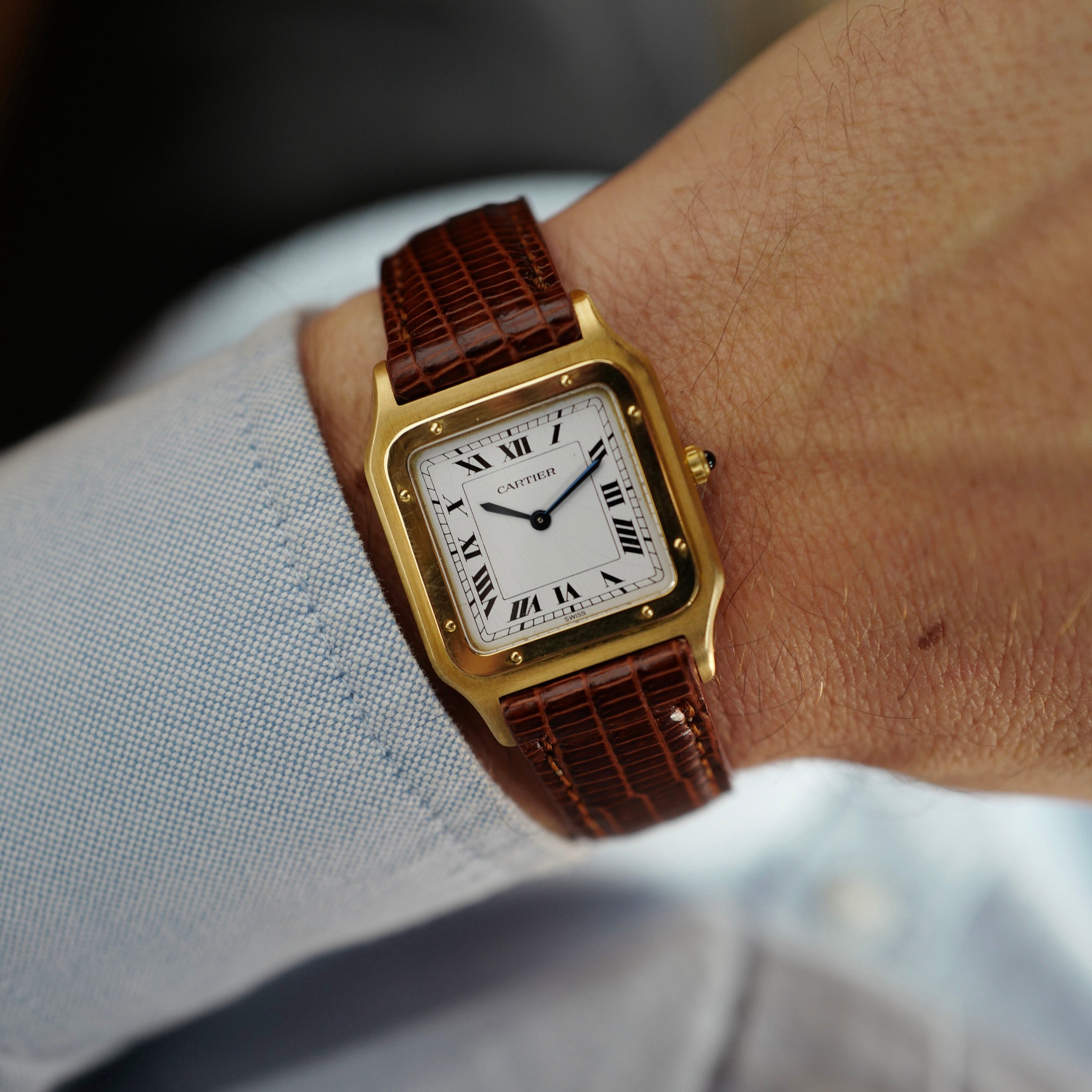 Yellow gold hot sale cartier santos