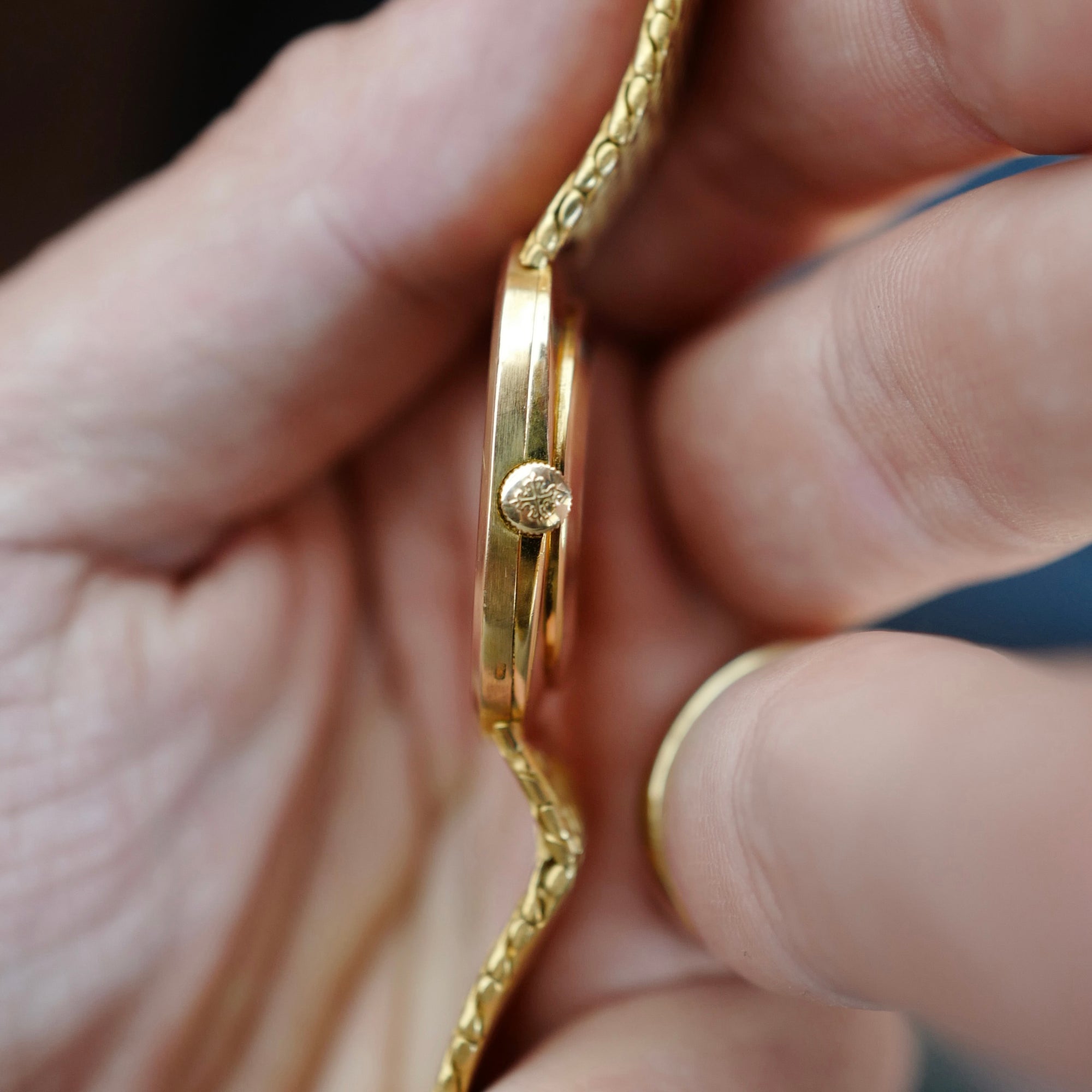 Patek Philippe - Patek Philippe Yellow Gold Ellipse Ref. 3548 Retailed by Tiffany & Co. - The Keystone Watches