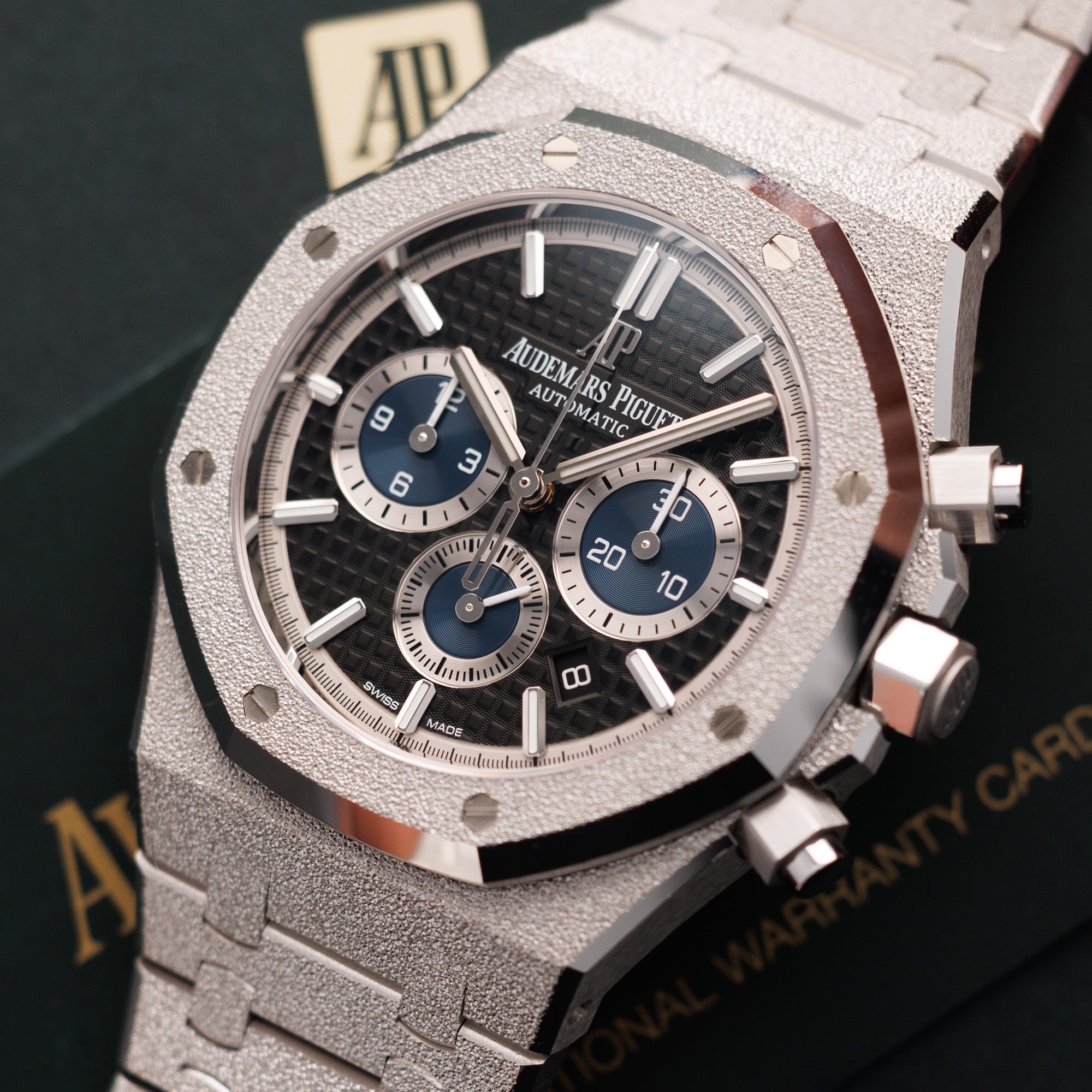 Audemars Piguet - Audemars Platinum White Gold Frosted Royal Oak Ref. 26331 - The Keystone Watches
