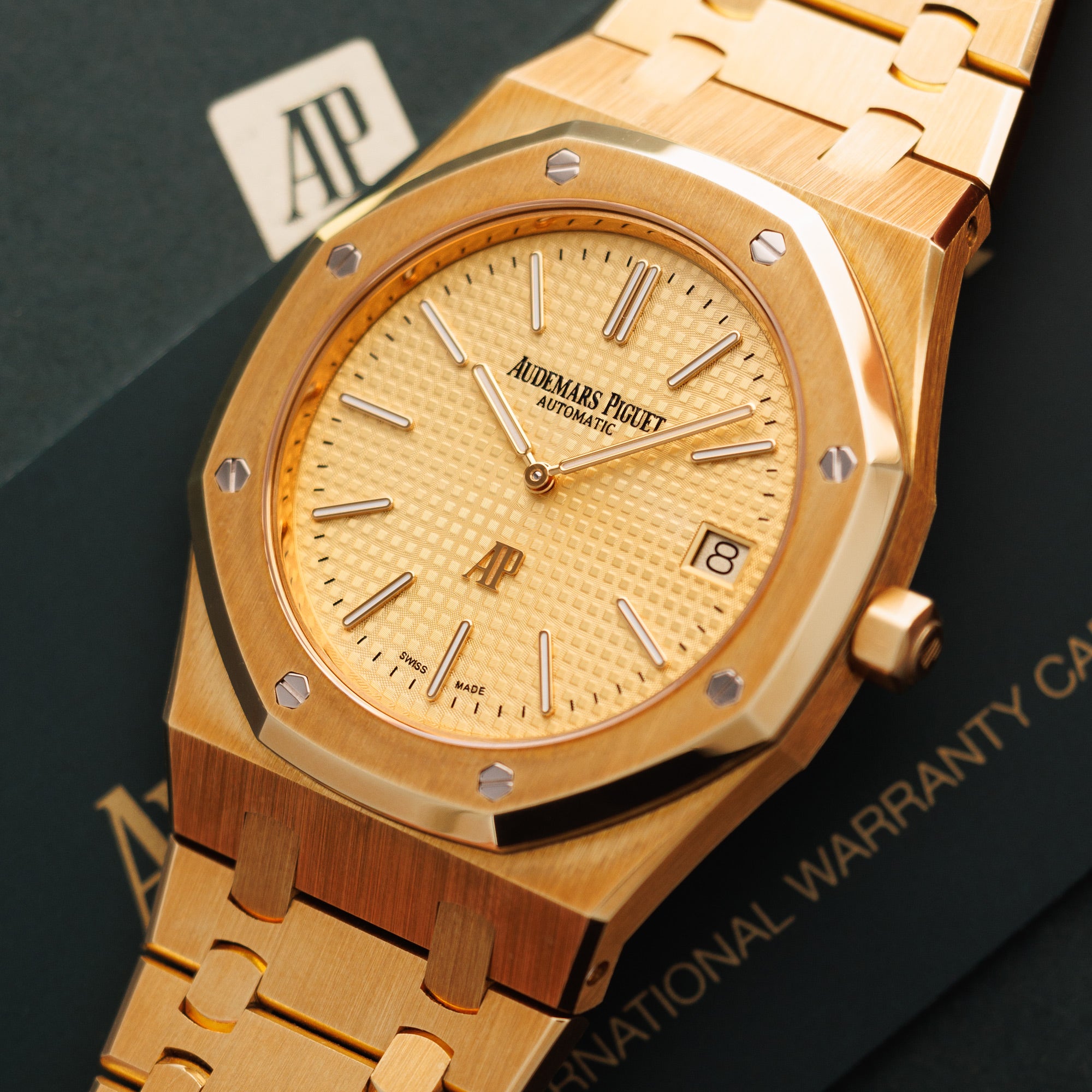 Audemars Piguet Royal Oak 18k YG - Main Image